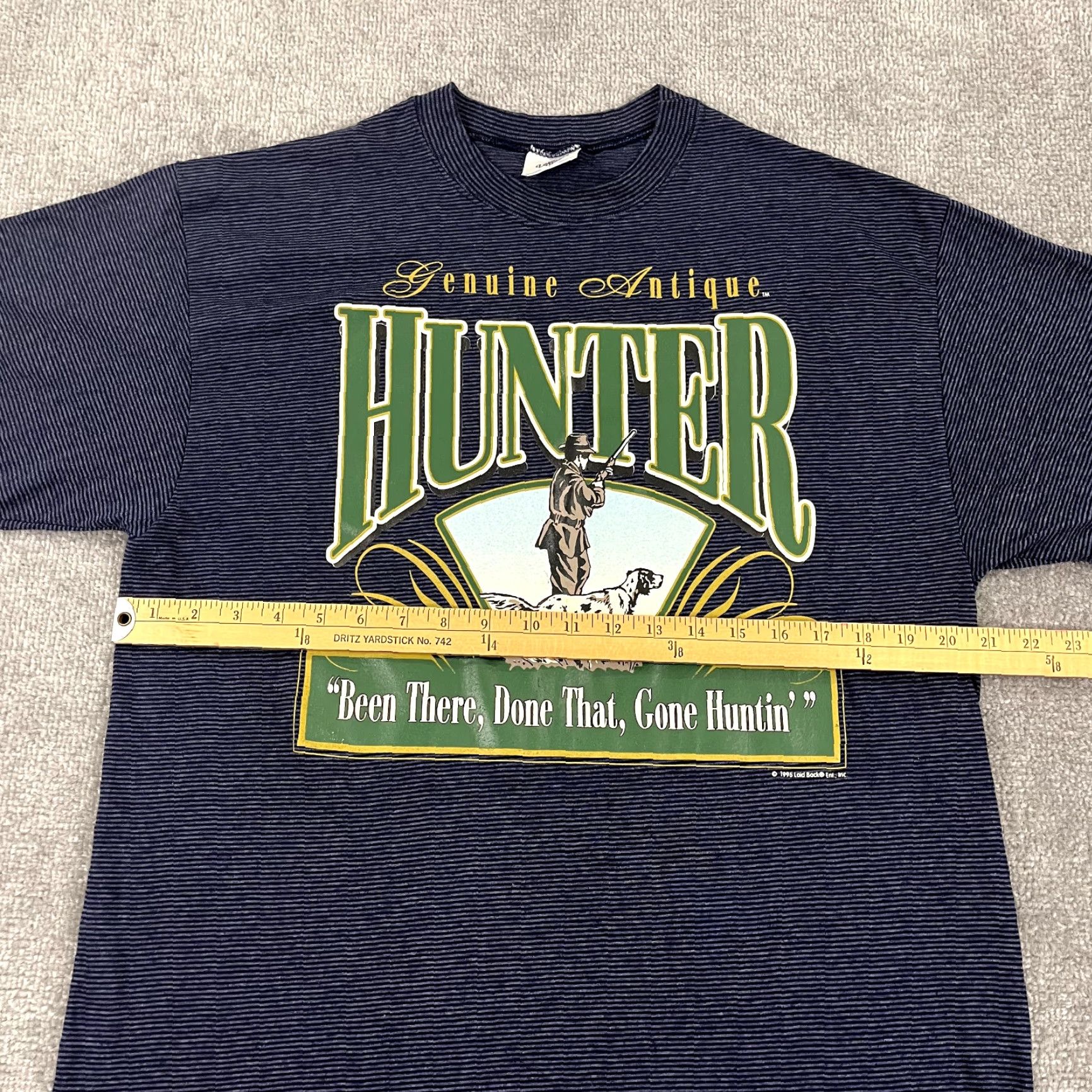 Hunter VINTAGE Shirt Men Large Blue Hunting Hunter Redneck Graphic Tee 1996 90s Antique - Laid Back Shirt Men L Blue Graphic Print 90s Theme Mens Size US L / EU 52-54 / 3 - 7 Thumbnail