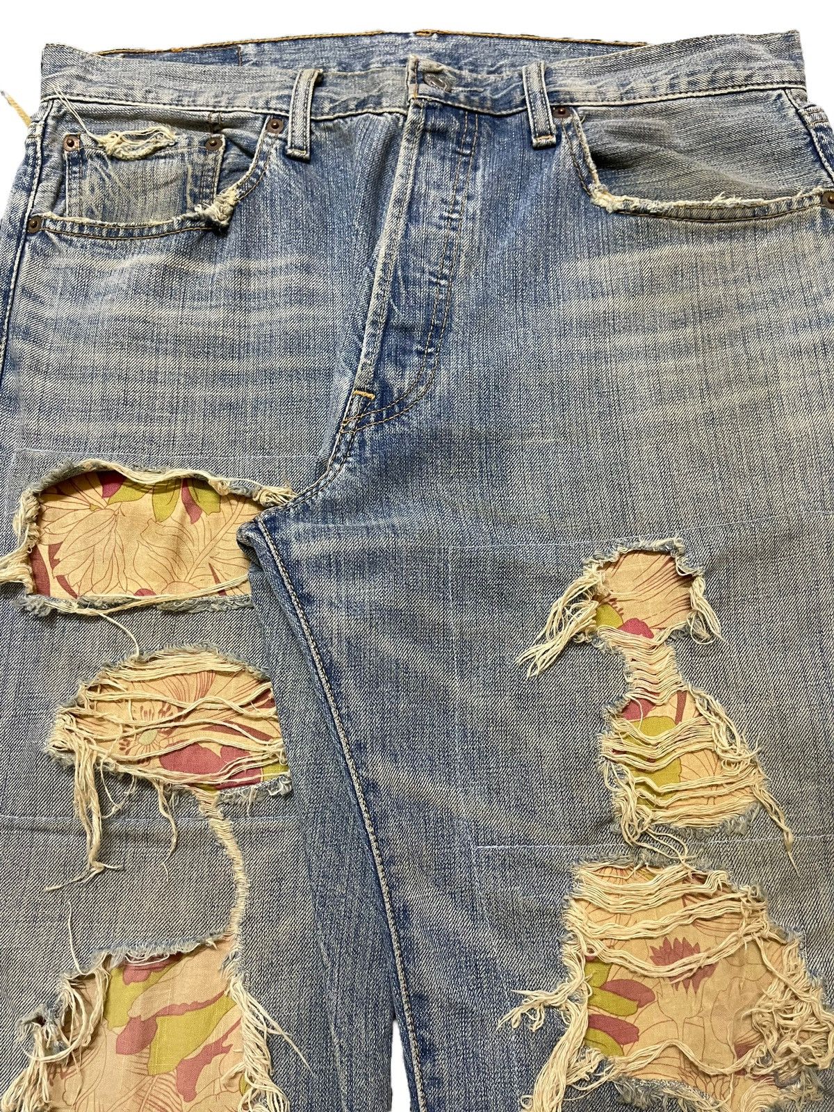 Levi's Vintage 90 Levis 501 Distressed Style Loose Jeans Size US 34 / EU 50 - 4 Thumbnail