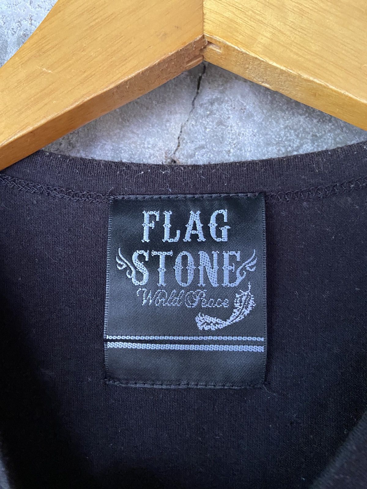 Beauty Beast × Hysteric Glamour × Japanese Brand CONFIDENCE AND RELIANCE FLAG STONE POCKET TEE Size US S / EU 44-46 / 1 - 11 Thumbnail