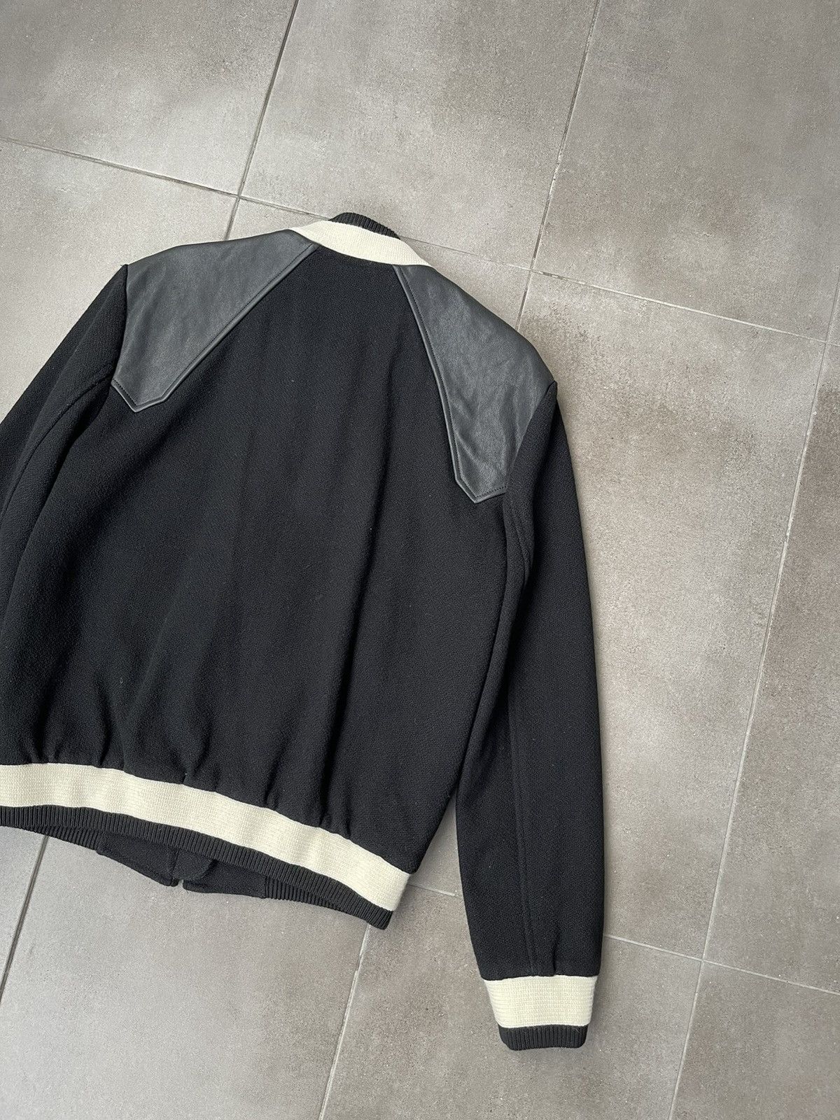 Saint Laurent Paris SS19 Saint Laurent Two Tone Black Wool Teddy Bomber Jacket Size US S / EU 44-46 / 1 - 10 Thumbnail