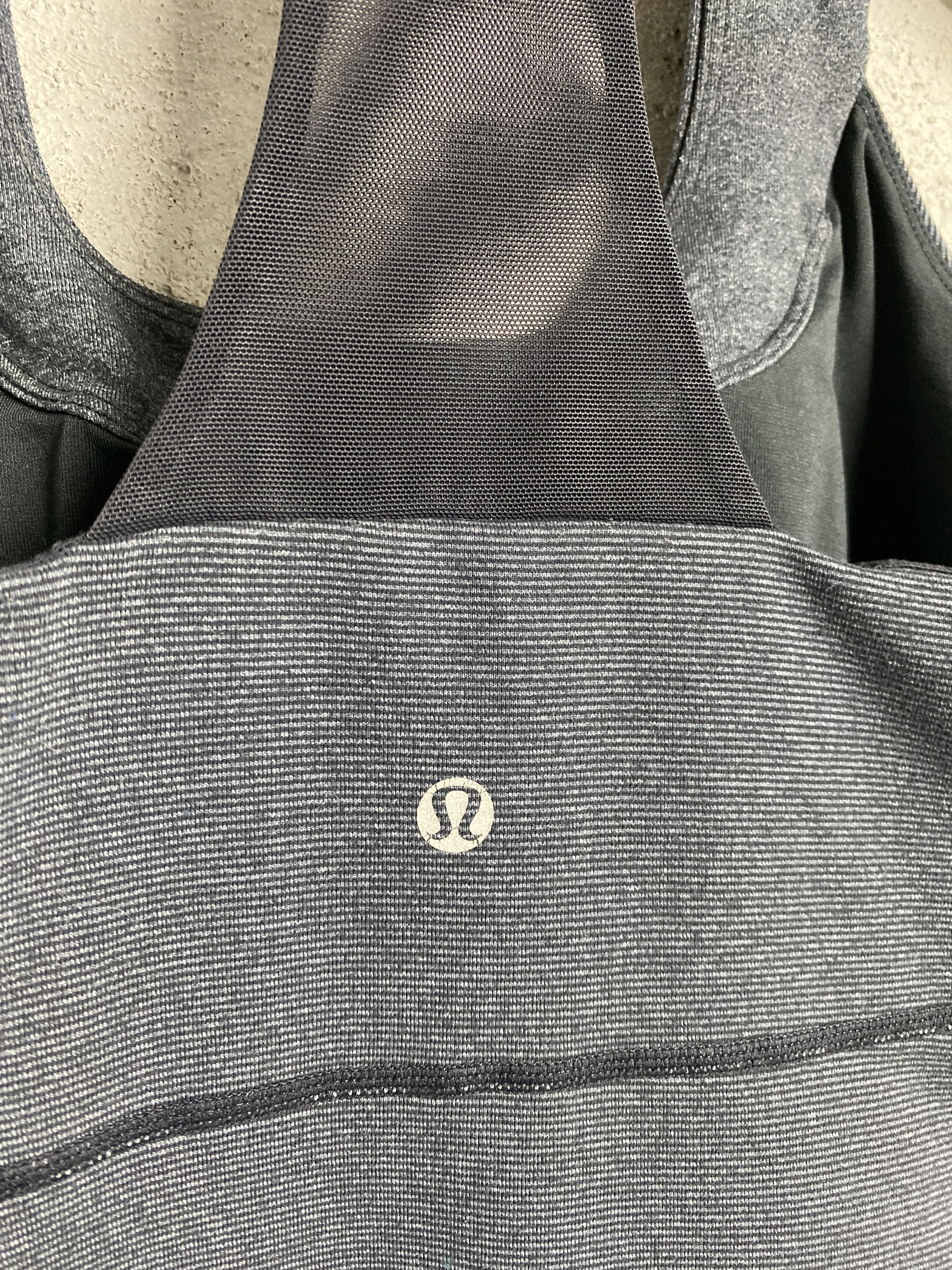Lululemon Lululemon Scoop Neck Tank top t-shirt tee sport pilates yoga Size S / US 4 / IT 40 - 5 Thumbnail