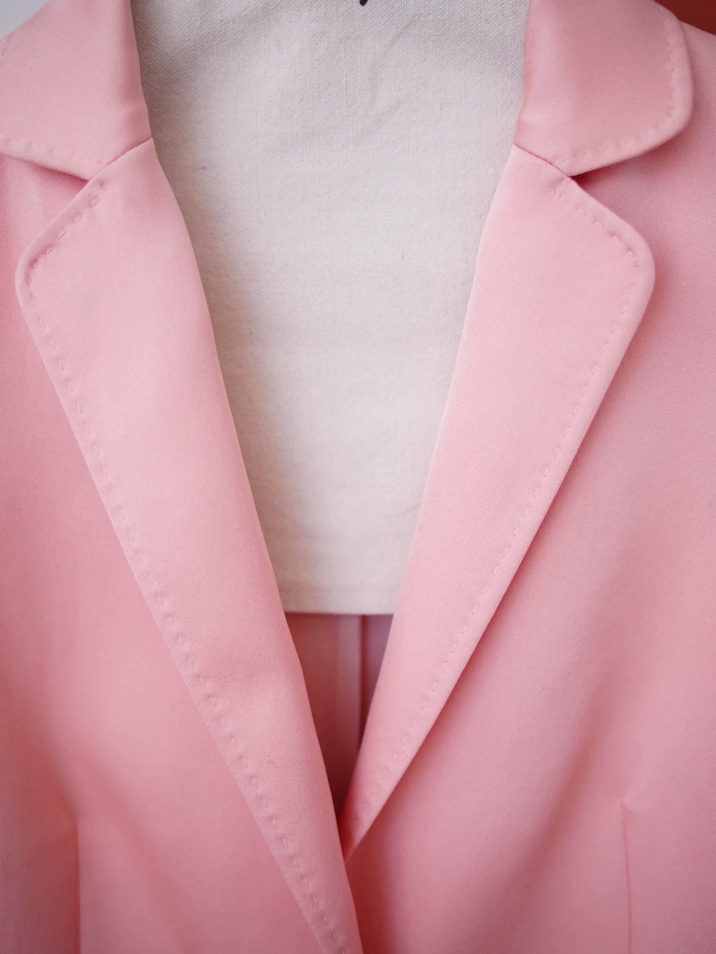 Escada Escada Peach Pink Gem Button Blazer S/M Size XXS / US 00 / IT 34 - 4 Thumbnail