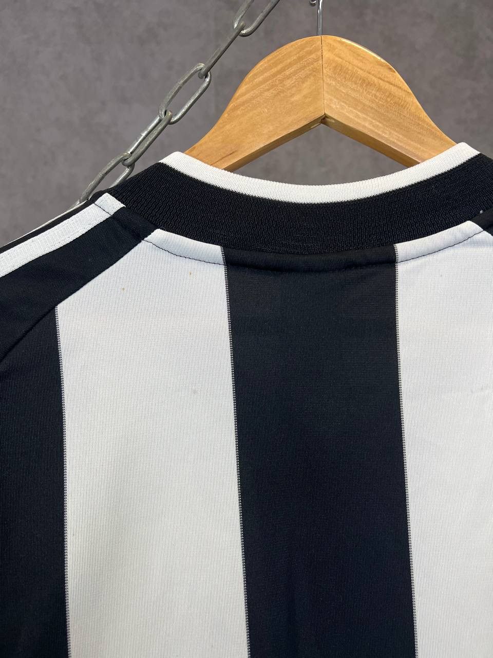 Vintage Newcastle United 2000 vintage adidas soccer jersey Size US M / EU 48-50 / 2 - 10 Thumbnail