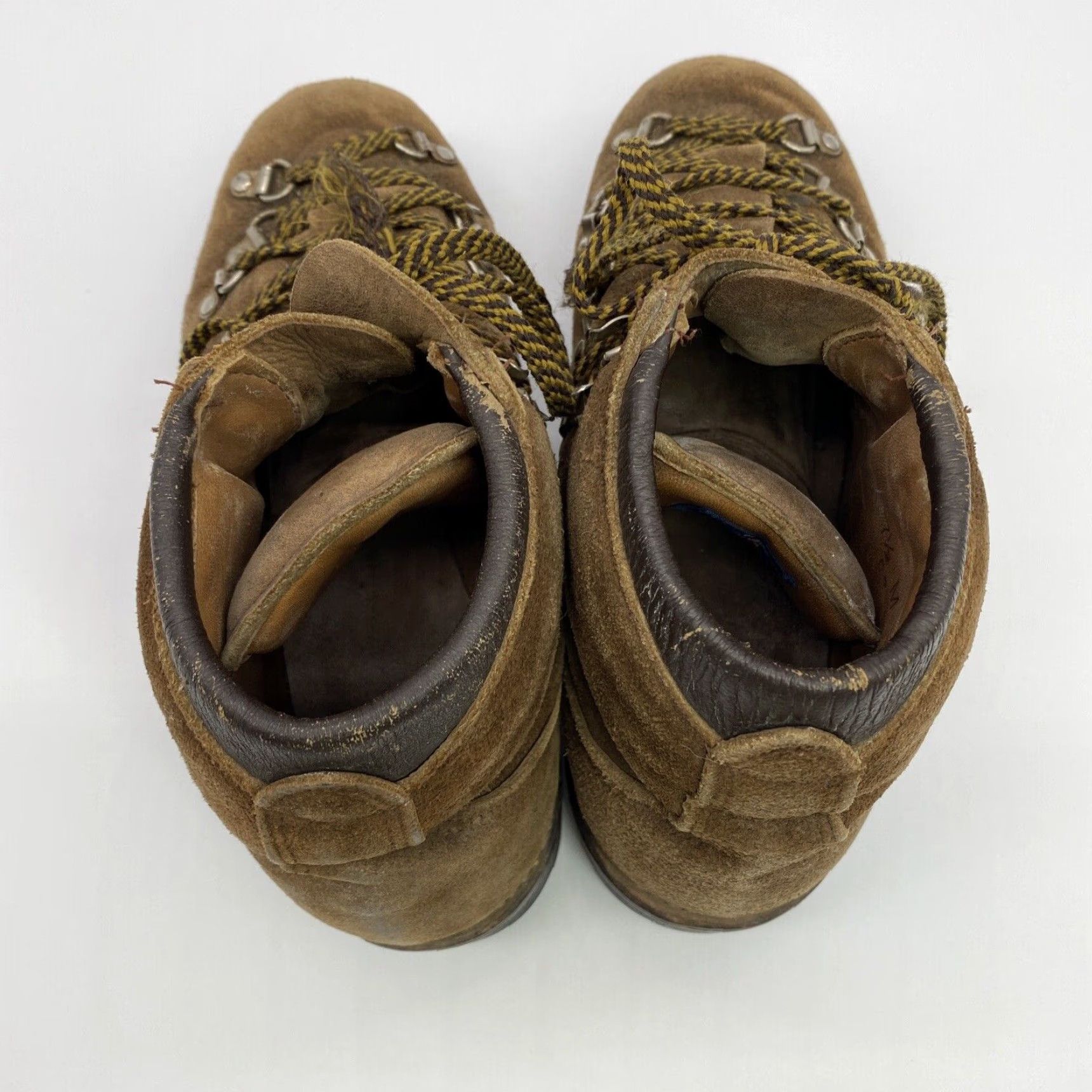 Vibram VINTAGE VASQUE VOYAGEUR BROWN SUEDE MOUNTAINEERING BOOTS 7.5 N VIBRAM 1970s Womens Size US 8 / IT 38 - 5 Thumbnail