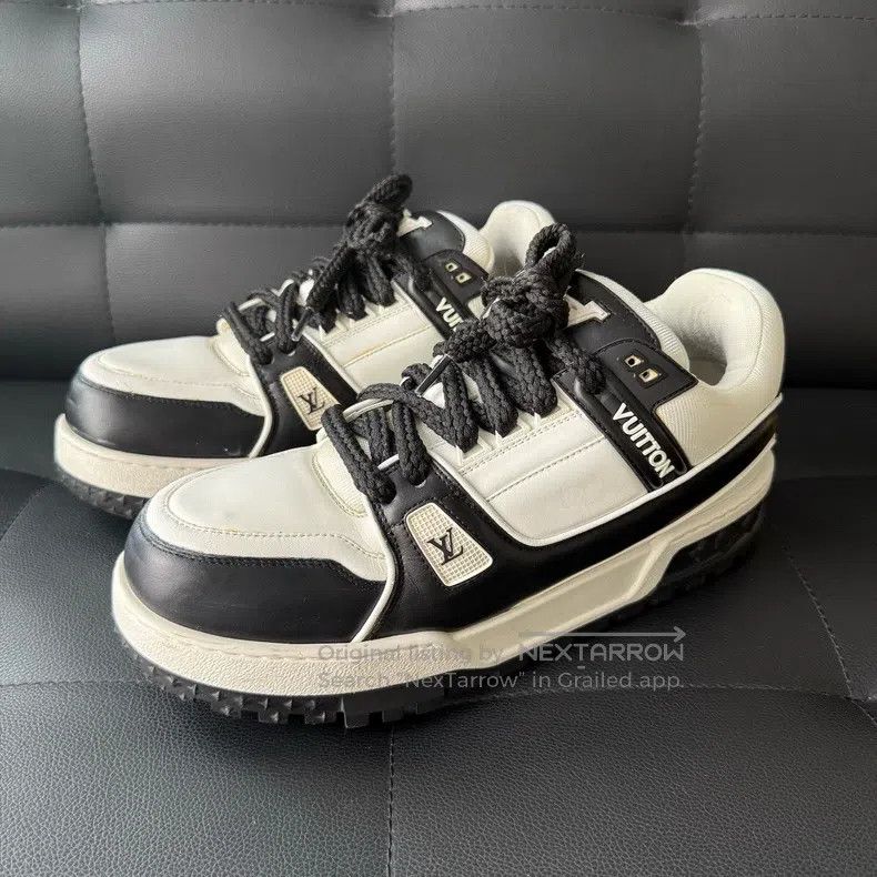 Louis Vuitton Louis Vuitton Trainer Black and White Maxi Small Fat Ding Size US 9 / EU 42 - 1 Thumbnail