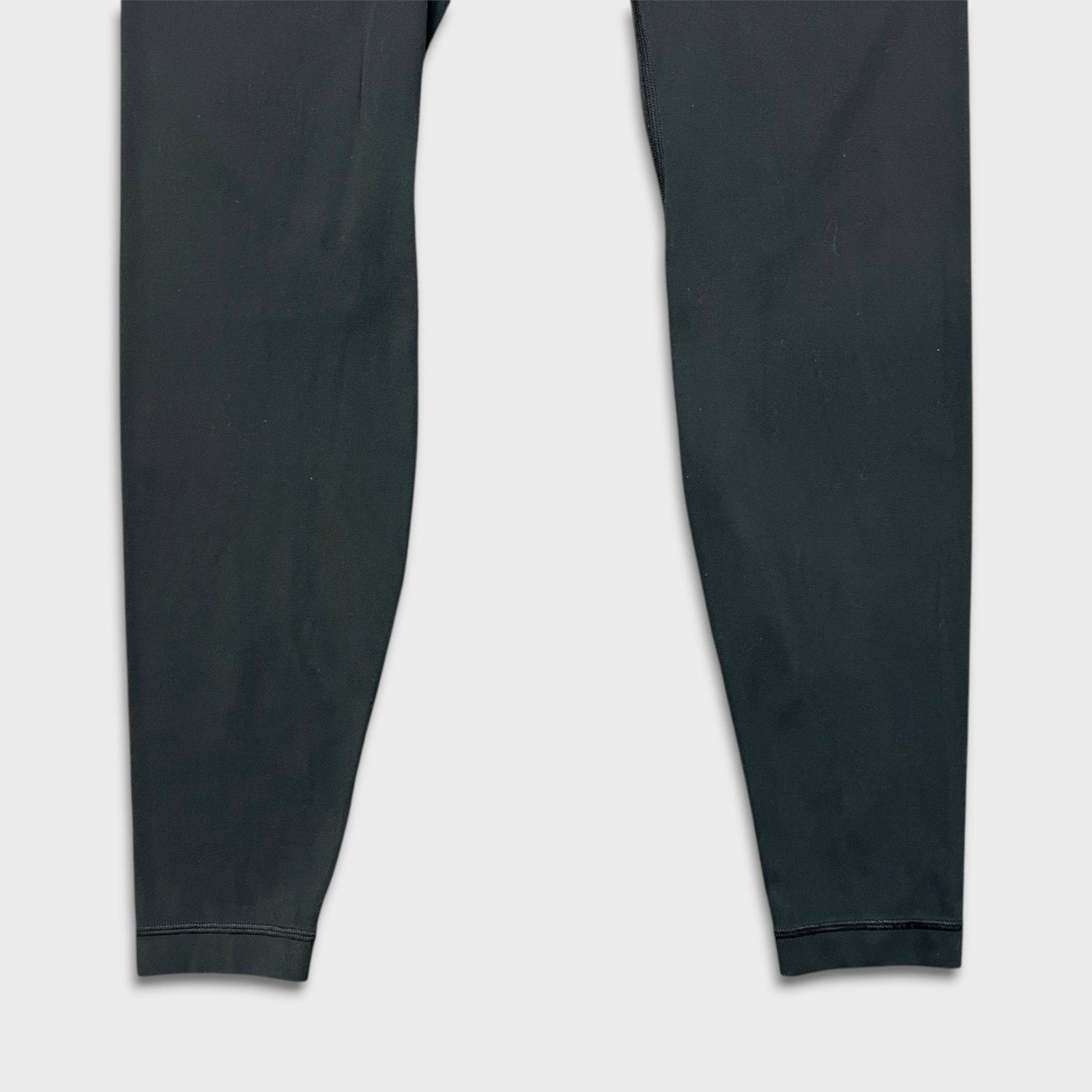 Lululemon Lululemon Align Pant 28" Size 8 High Rise Pilates Leggings Size 30" / US 8 / IT 44 - 4 Thumbnail