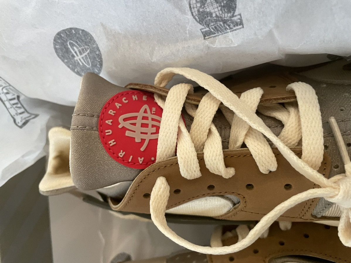 Nike × Stussy 🔥 Nike x Stüssy Air Huarache LE “Desert Oak / Reed” Size US 10 / EU 43 - 2 Thumbnail