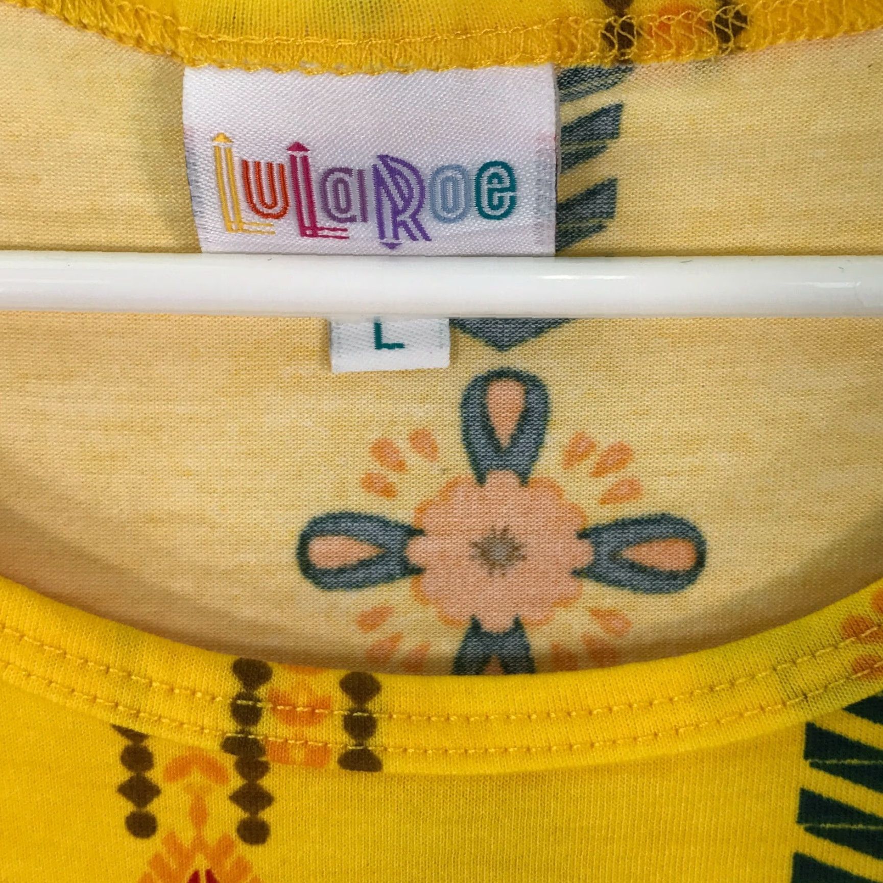 Vintage **LuLaRoe Women Yellow Geometric Asymmetrical Tunic Blouse Size L** User: LuLaRoe Women Yellow Geometric Asymmetrical Tunic Blouse Size L Size L / US 10 / IT 46 - 3 Thumbnail
