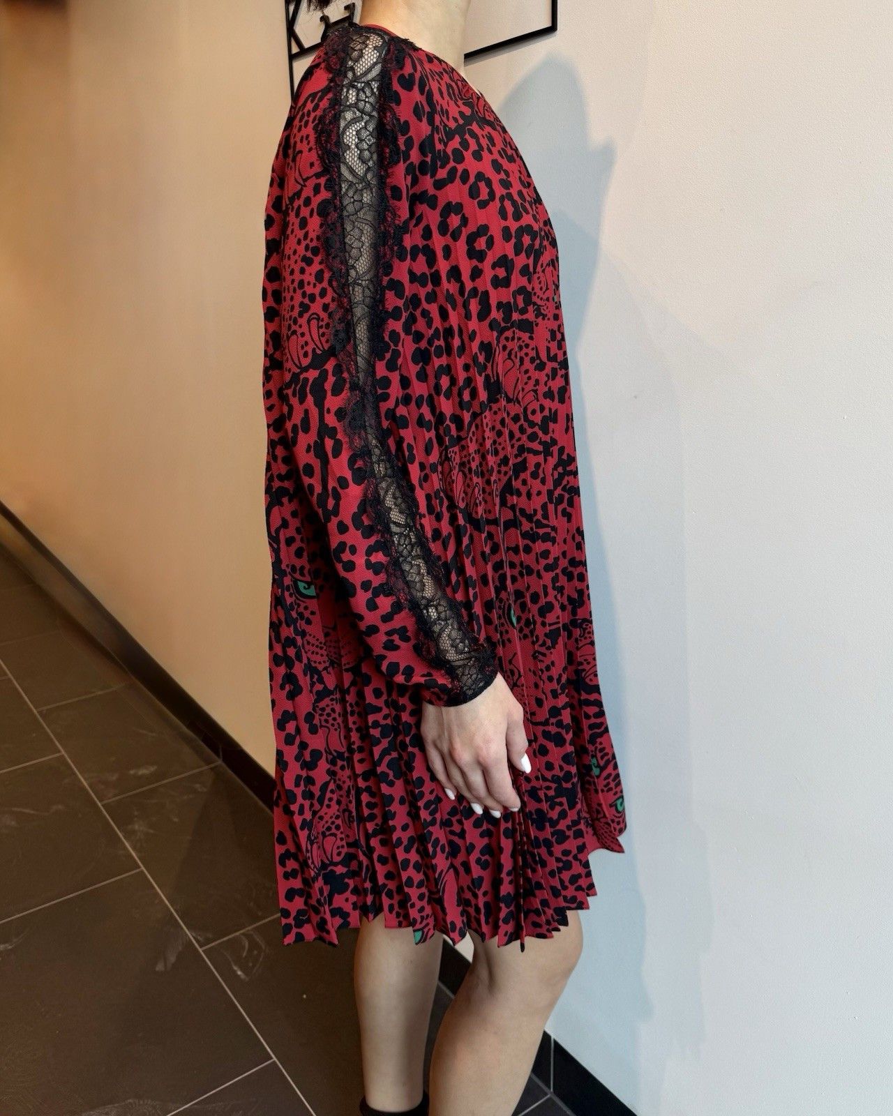 RED Valentino Red Valentino Leopard Print Lace-trimmed Lace Sleeve Dress Size M / US 6-8 / IT 42-44 - 6 Thumbnail