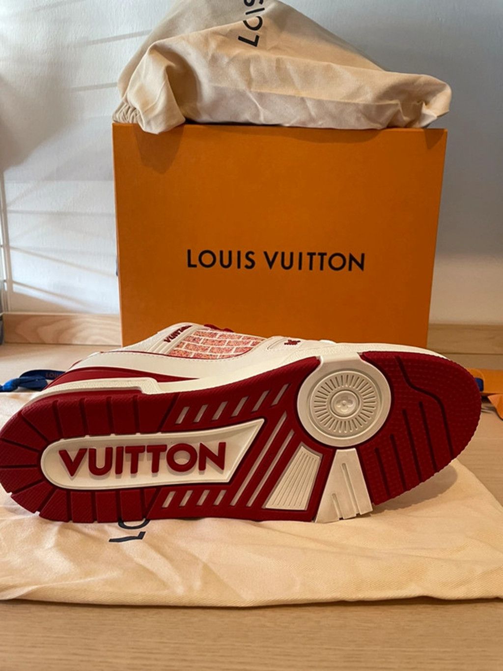 Louis Vuitton LV Trainer White Canvas Size US 8 / EU 41 - 7 Thumbnail