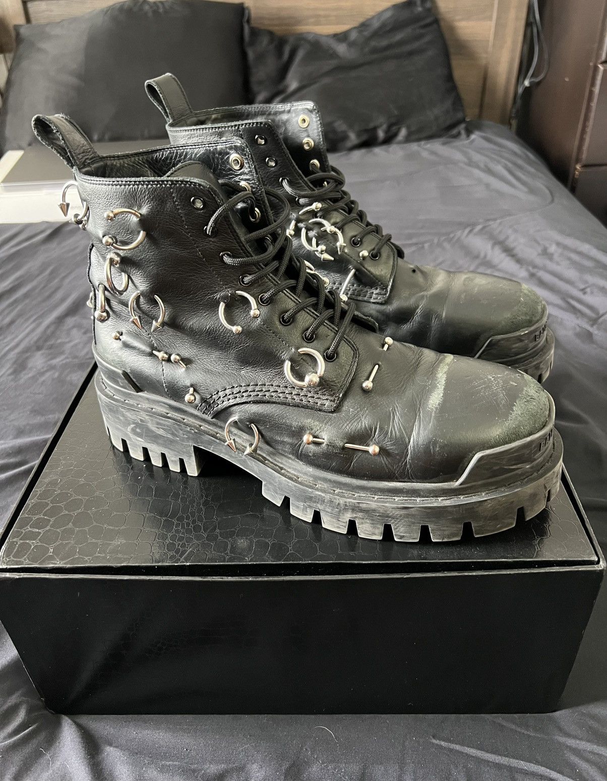 Balenciaga Balenciaga Pierced Strike Boots Size US 9.5 / EU 42-43 - 1 Thumbnail