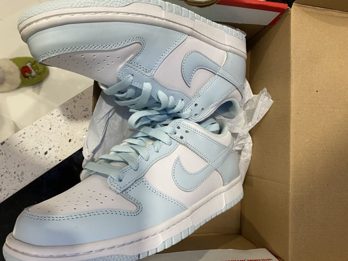 Jordan Brand × Nike Nike Dunk SB Baby Blue VNDS Size US 7 / IT 37 - 8 Thumbnail