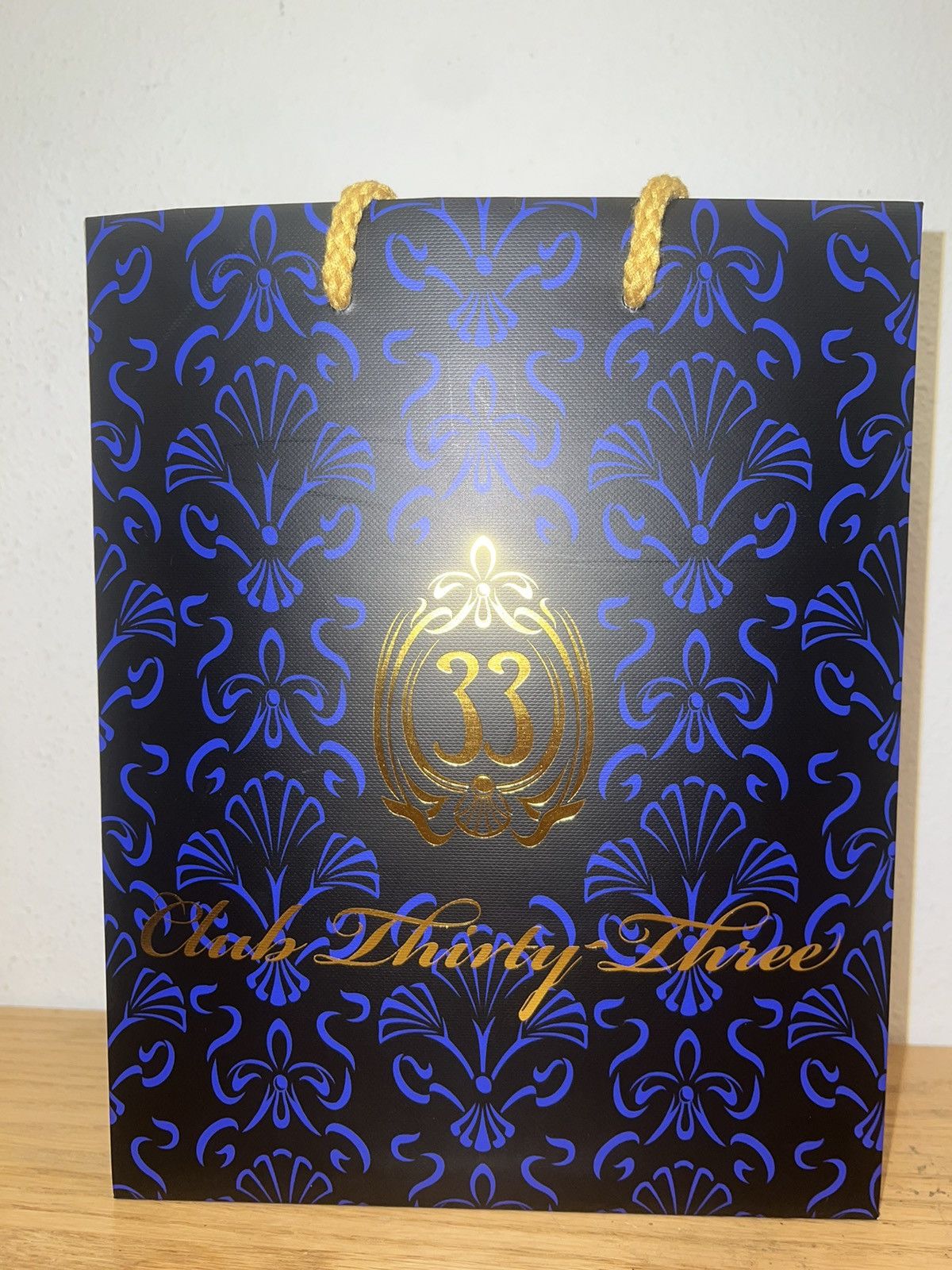 Disney Disney Retired Club 33 Hat + Gift Bag Size ONE SIZE - 6 Thumbnail
