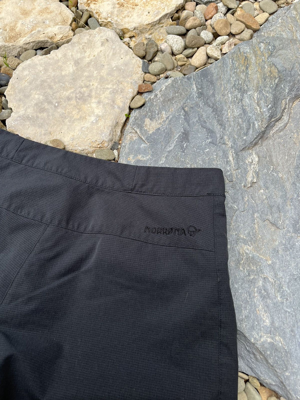 Norrona Norrona Bitihorn flex1 shorts caviar mesh outdoor gorpcore Size US 34 / EU 50 - 18 Thumbnail