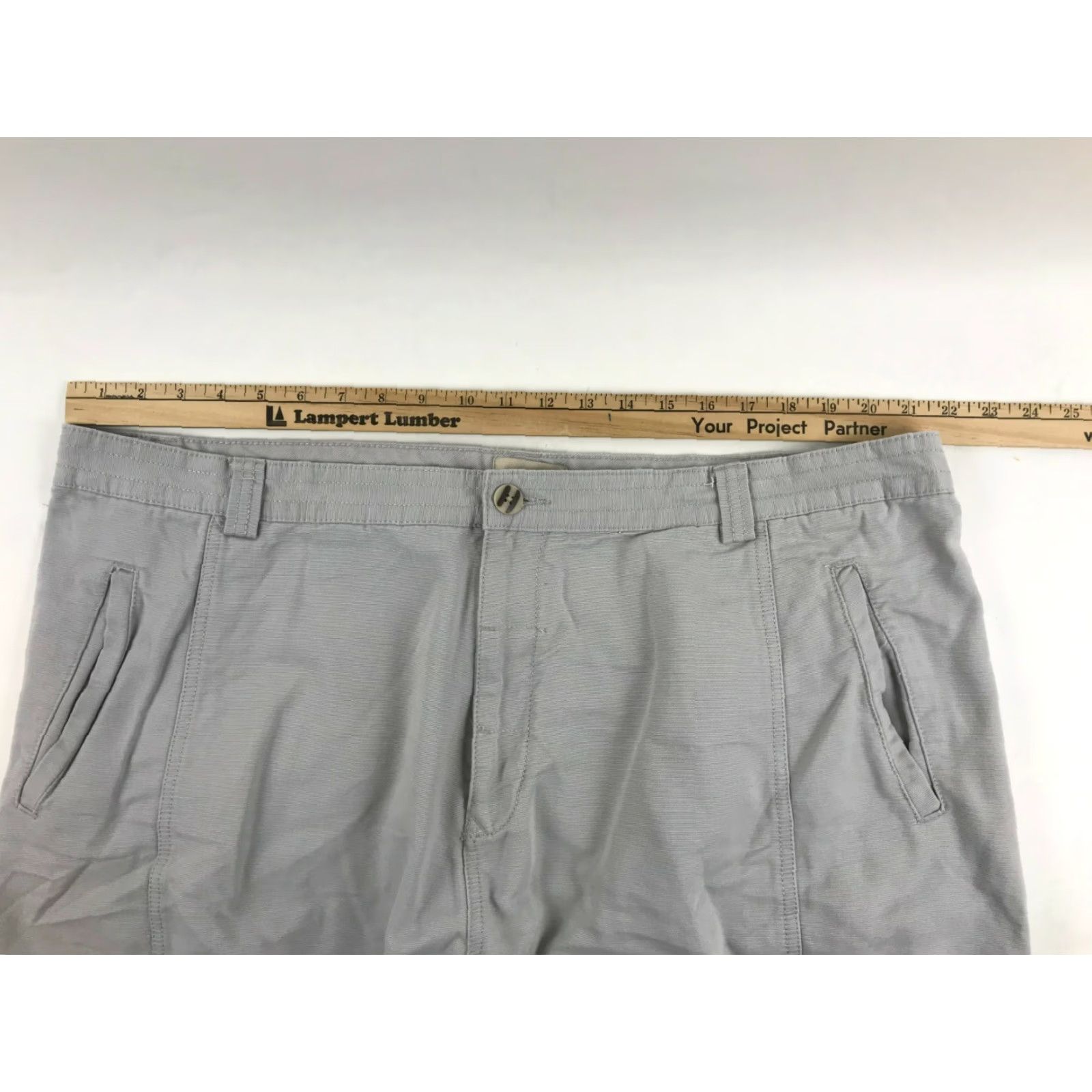 Vintage JACHS Cargo Shorts Men's 42 Solid Gray Multi Pocket Flaps Outdoor wear Shirt/Shorts? Size US 42 / EU 58 - 3 Thumbnail