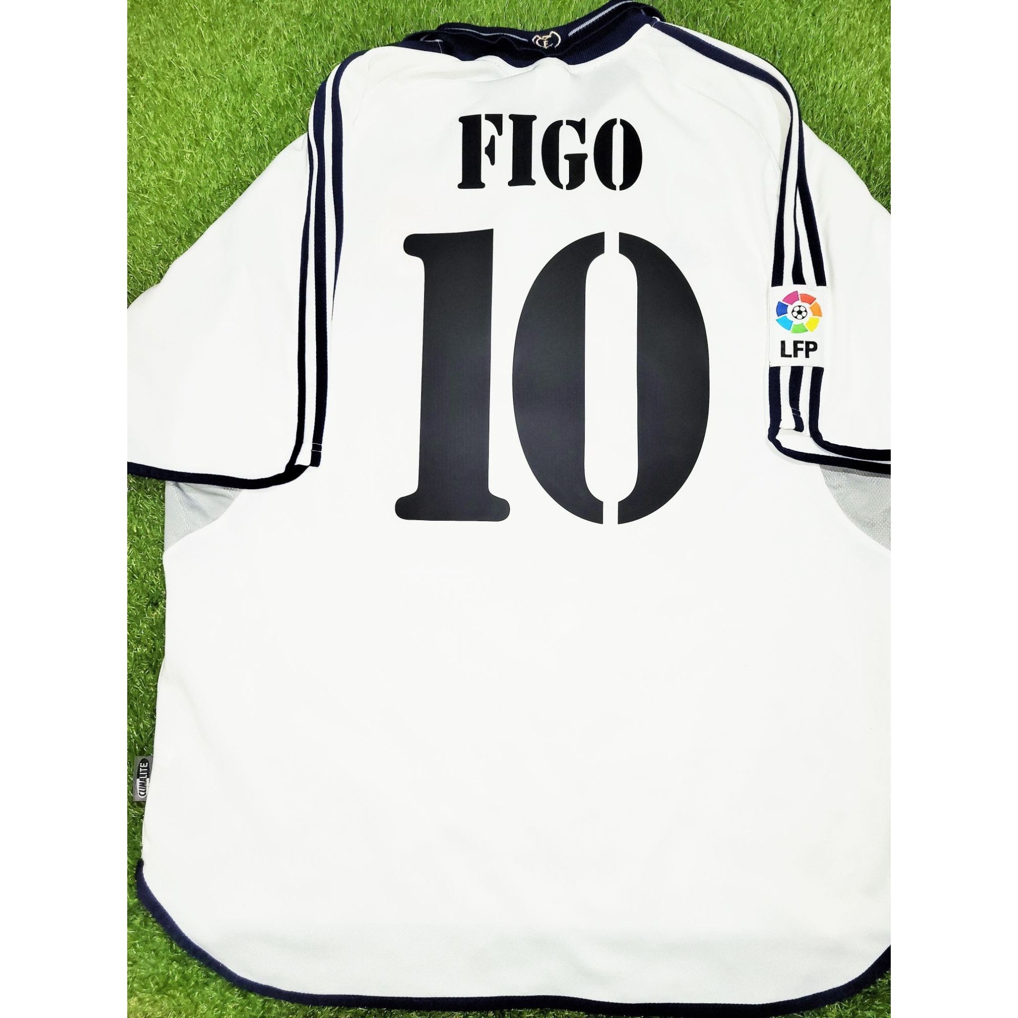 image of Adidas Figo Real Madrid 2000 2001 Soccer Jersey Shirt XL in White, Men's