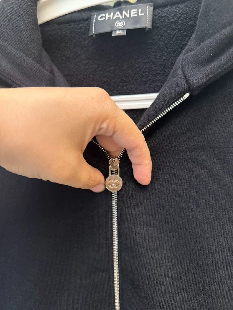 Chanel Chanel Black Hoodie with Astronaut Design -2505 Size XS / US 0-2 / IT 36-38 - 9 Thumbnail