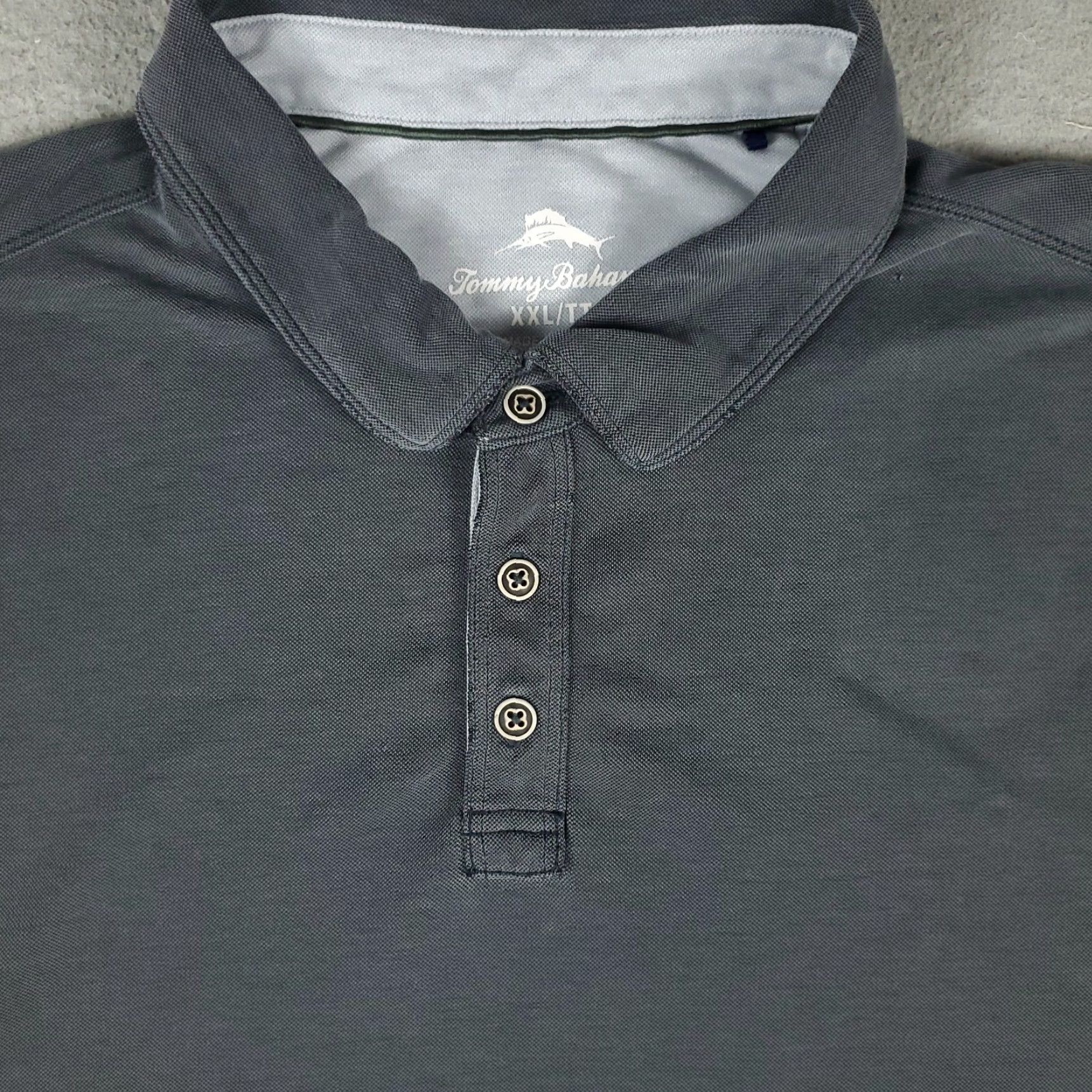 Tommy Bahama VINTAGE Tommy Bahama Polo Shirt Mens 2XL Gray Short Sleeve Shirt Adult 2XL Gray Polo Mens Classic American Preppy Logo Button Front Collared Shirt Size US XXL / EU 58 / 5 - 2 Thumbnail