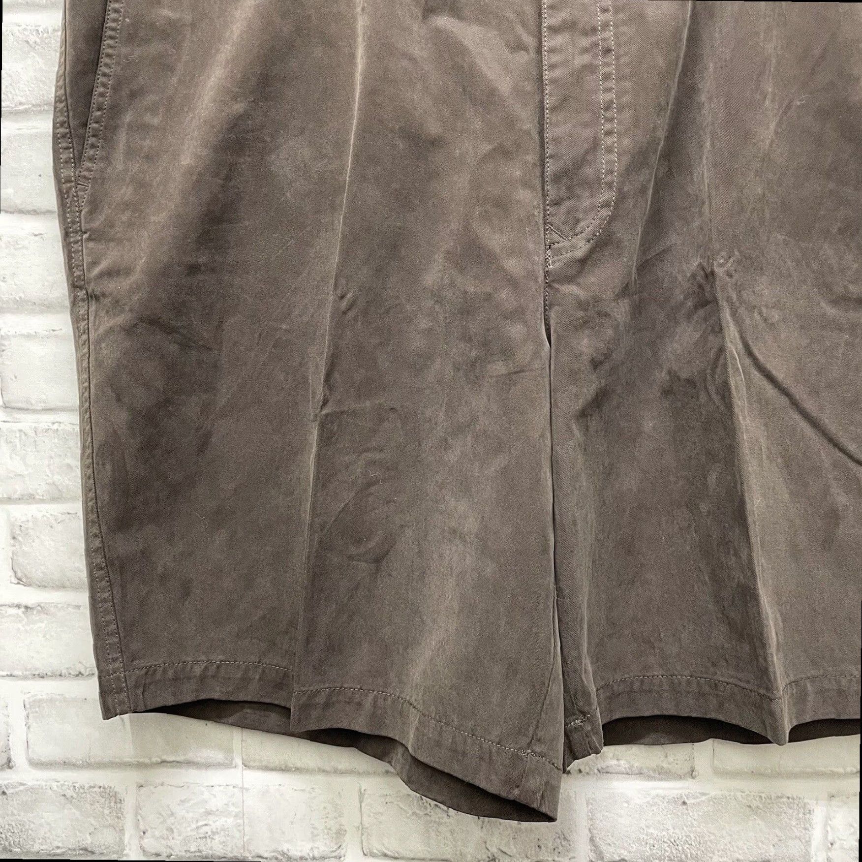 Tommy Bahama Tommy Bahama Brown Chino Shorts Mens Size 42 Cotton Blend Casual Size US 42 / EU 58 - 3 Thumbnail