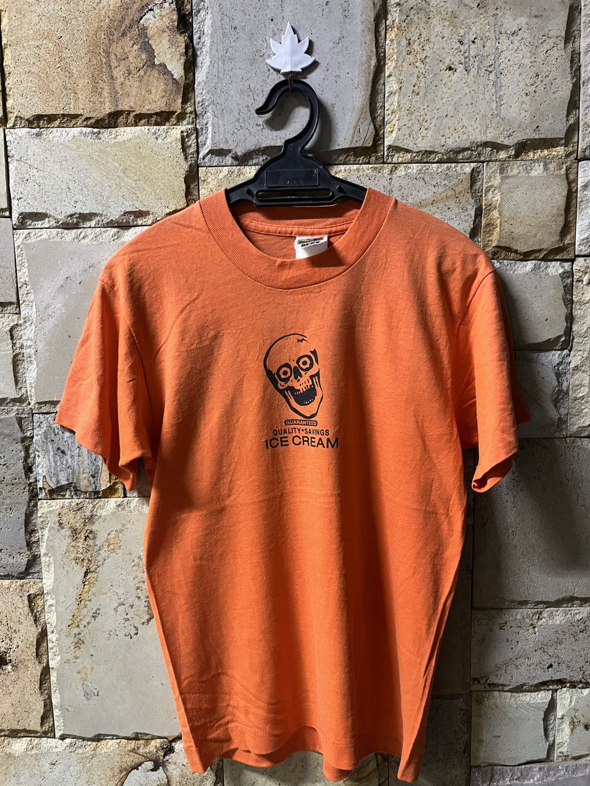 Fruit Of The Loom Guaranteed Quality Savings Ice Cream T-Shirt Size US M / EU 48-50 / 2 - 1 Thumbnail