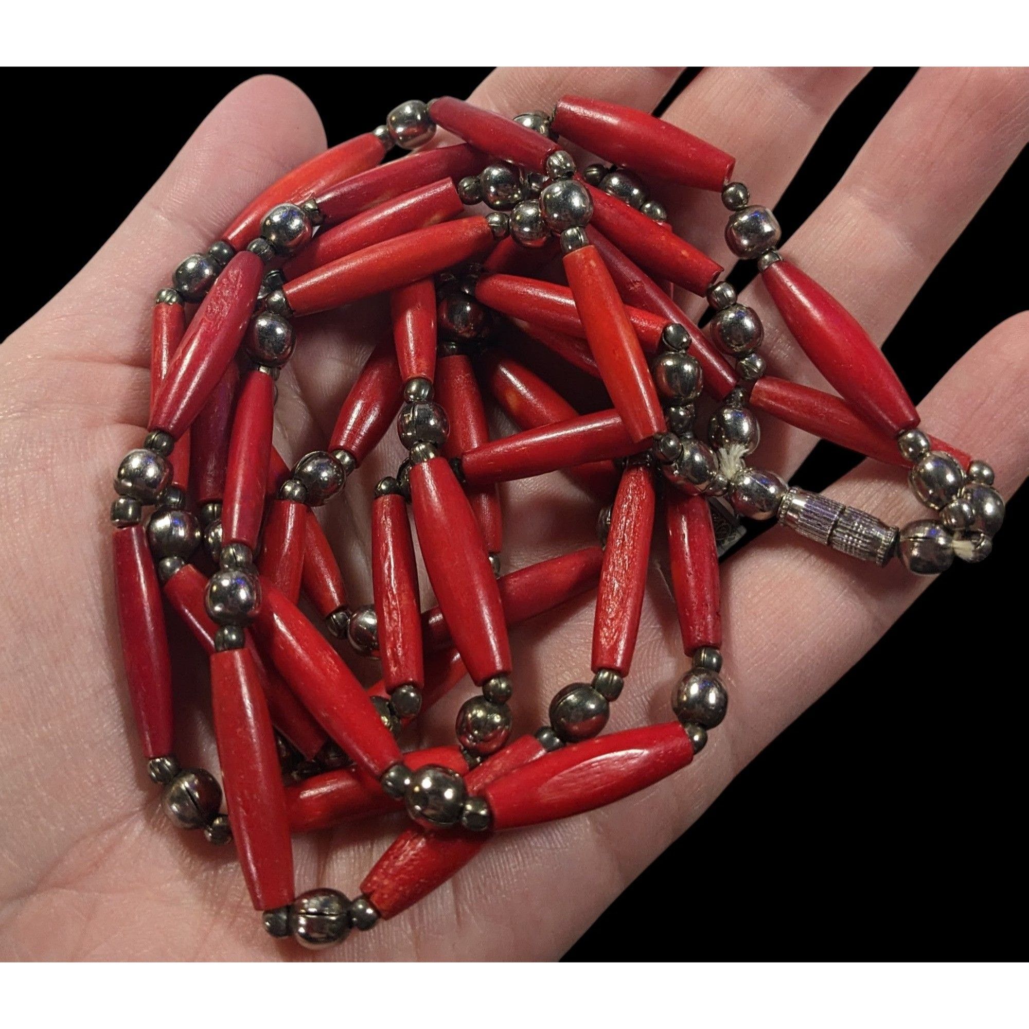 Other Vintage Red Coral And Silver Tone Beaded Necklace Size ONE SIZE - 4 Thumbnail