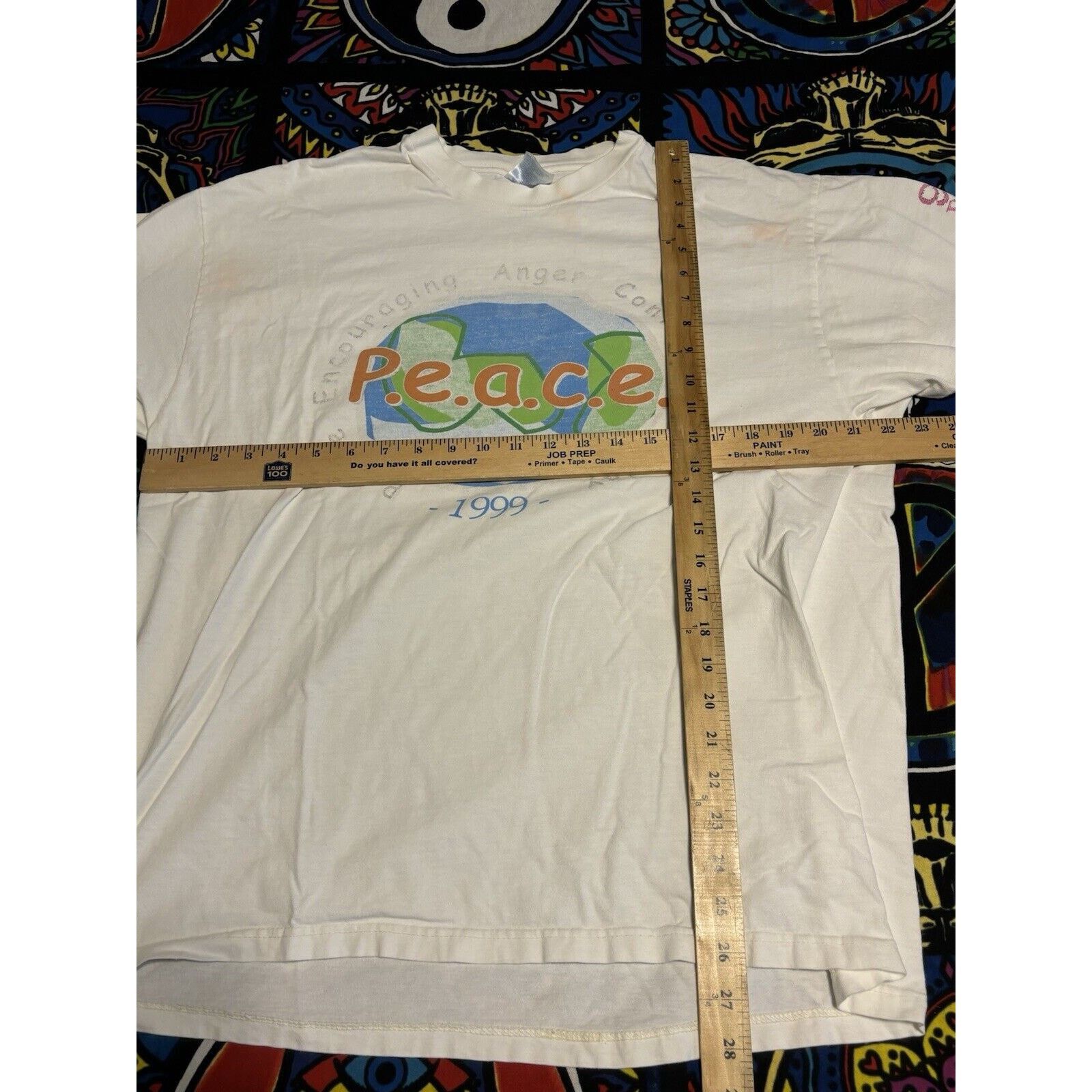 Other vintage P.E.A.C.E 1999 white earth day t-shirt size XL Size US XL / EU 56 / 4 - 8 Thumbnail