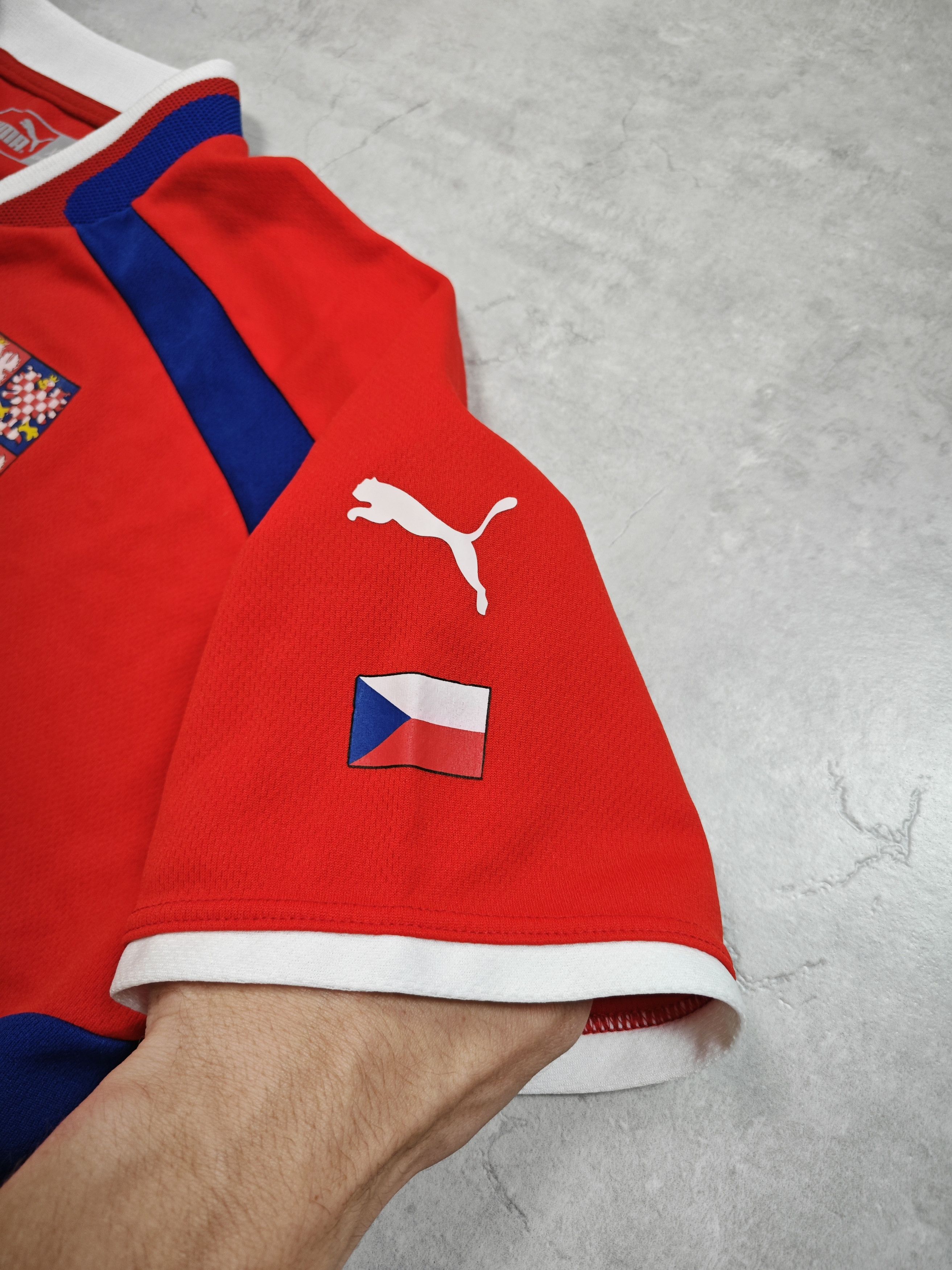 Puma Puma Czech Republic 2000 Vintage Jersey Size US XL / EU 56 / 4 - 5 Thumbnail