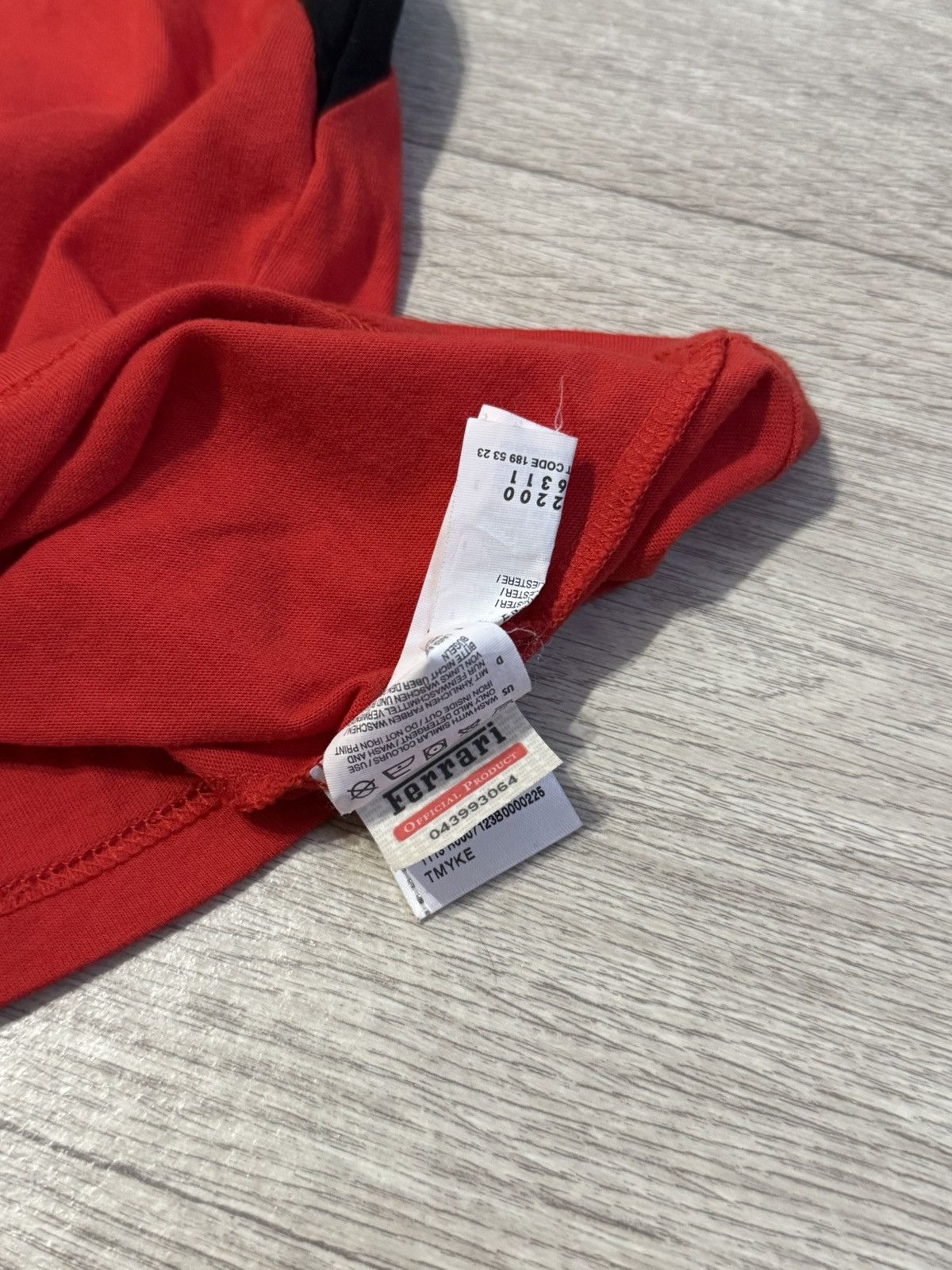 Ferrari 🔷Vintage Puma Ferrari Santander T-shirt🔷 Size US L / EU 52-54 / 3 - 7 Thumbnail