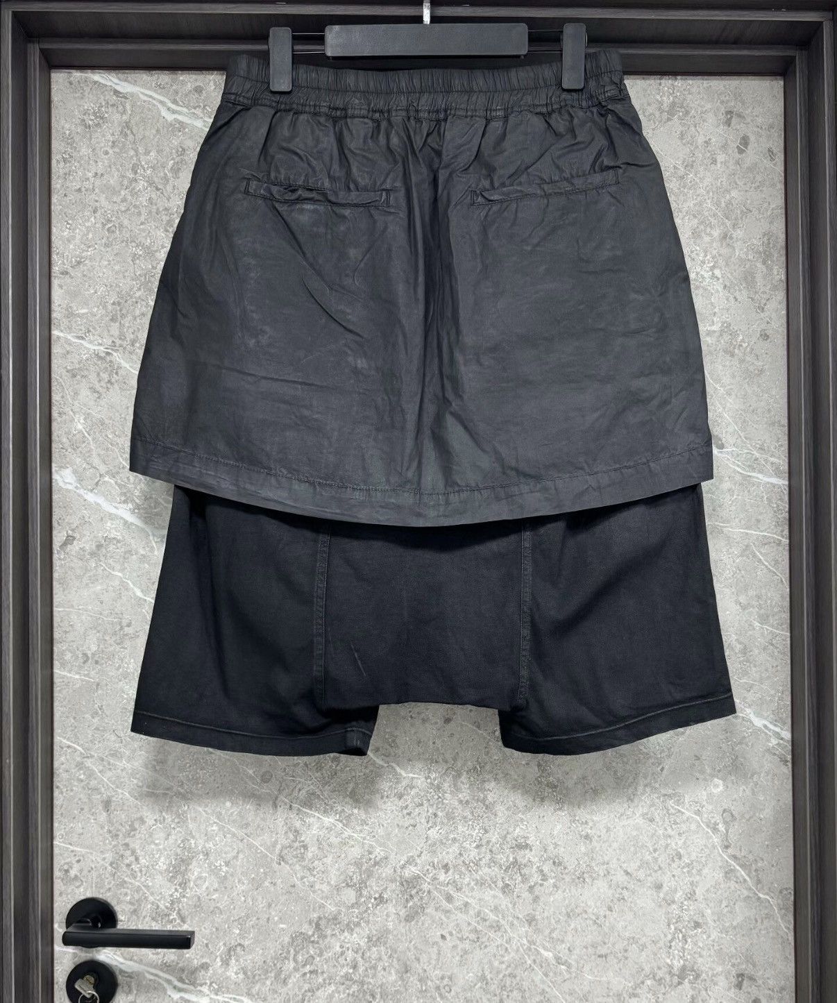Rick Owens Rick Owens Waxed Cargo Skirt-Short Size US 32 / EU 48 - 2 Thumbnail