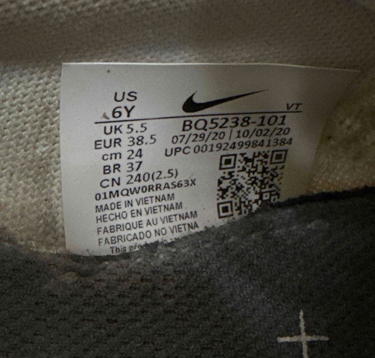 Nike Air VaporMax Flyknit 3 Size US 6 / EU 39 - 5 Thumbnail