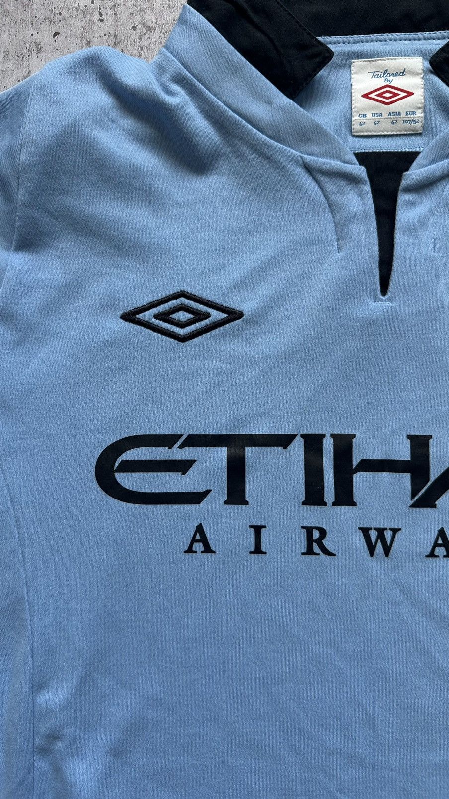Umbro 2012/13 Umbro Manchester City Vintage Home Soccer Jersey Size US L / EU 52-54 / 3 - 8 Thumbnail