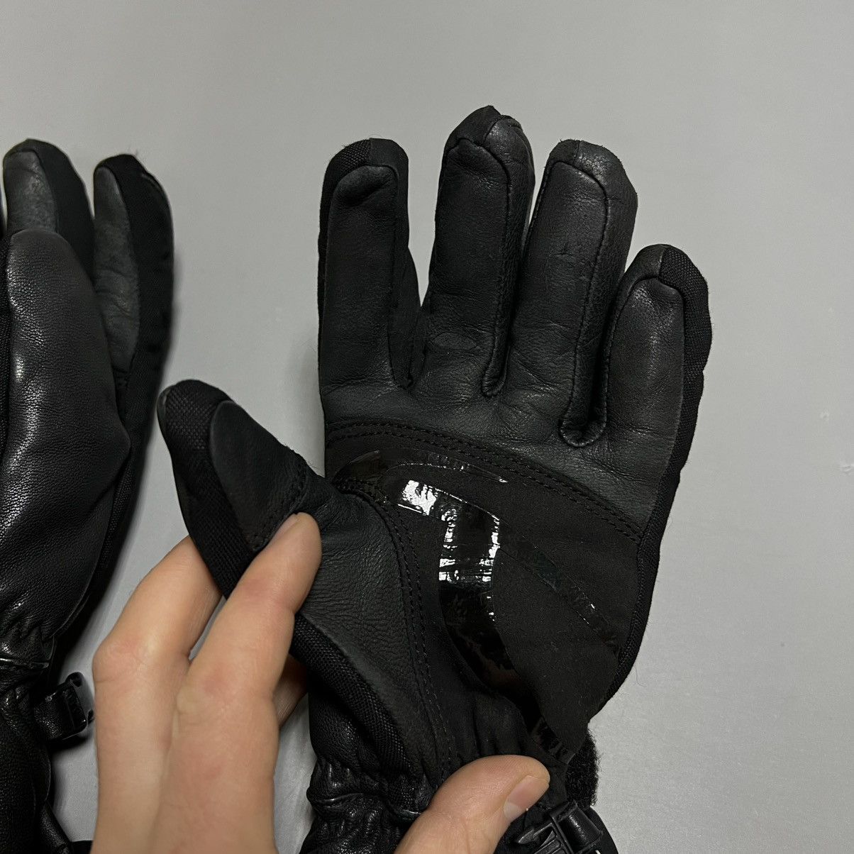 KJUS KJUS Ski Snowboard Gloves PrimaLoft Leather Black Size ONE SIZE - 5 Thumbnail