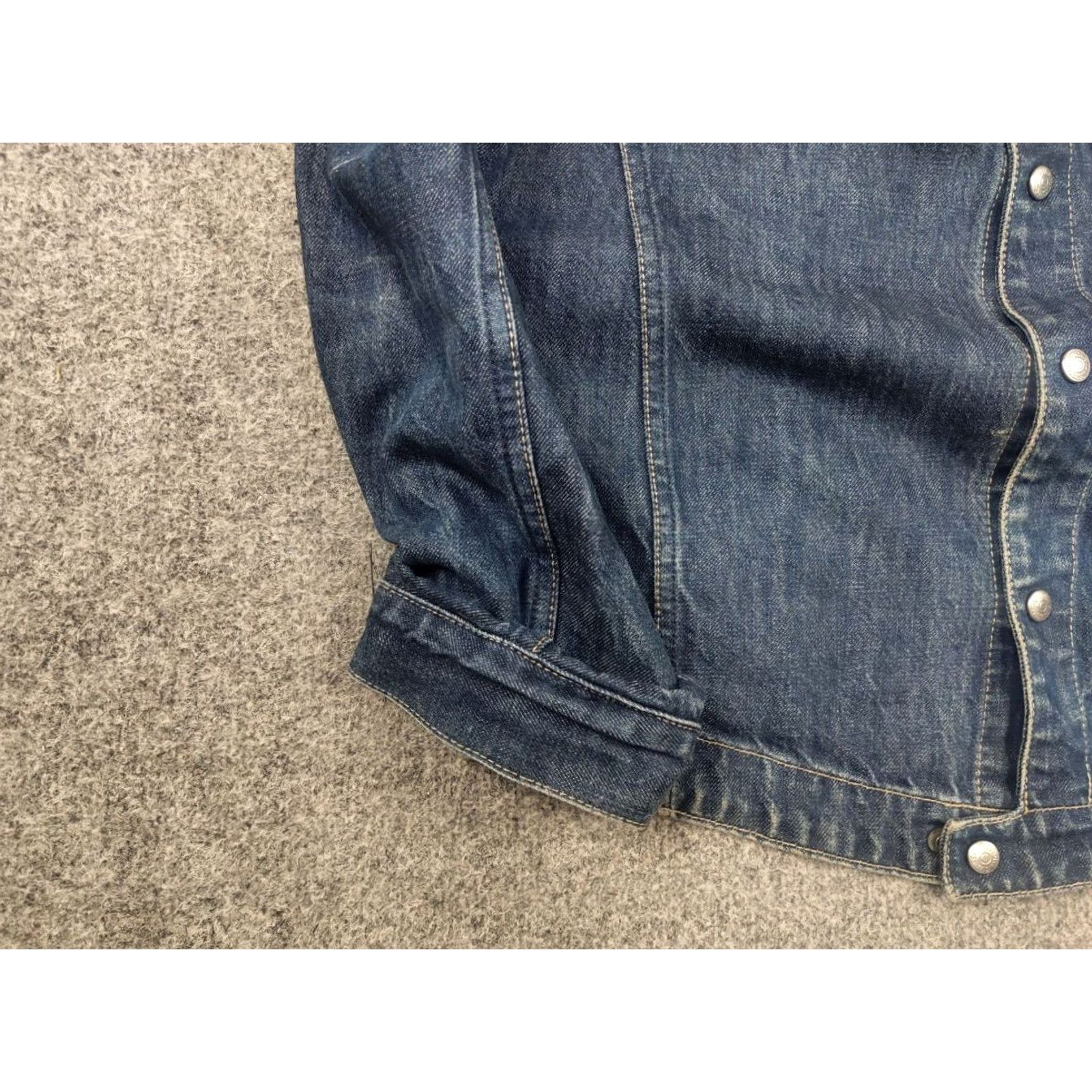 Levi's VINTAGE Levi's Trucker Jacket Denim Blue Pocket Faded 90s 00's Engineered Jeans Style: Biker, Button Closure, Mid-Length, Regular Fit Mens Jacket Size US 31 - 6 Thumbnail