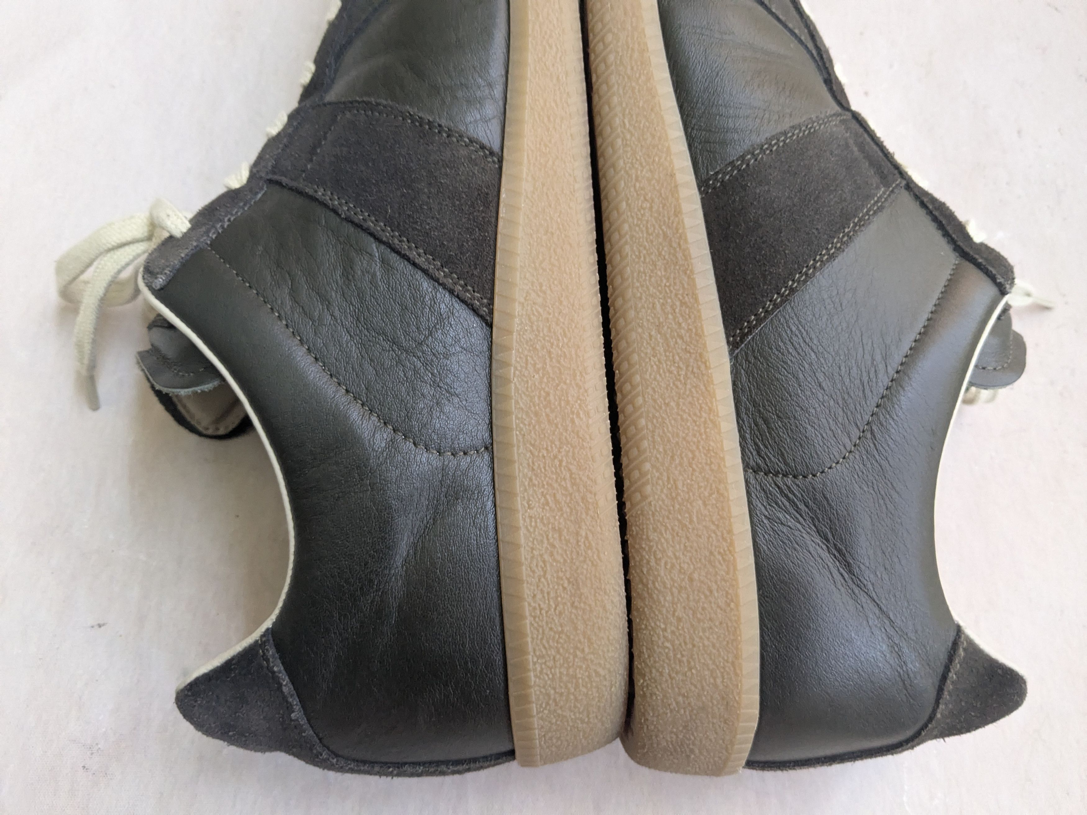 Maison Margiela Maison Margiela GAT Replica Olive Green 10.5 43.5 Gum Size US 10.5 / EU 43-44 - 12 Thumbnail
