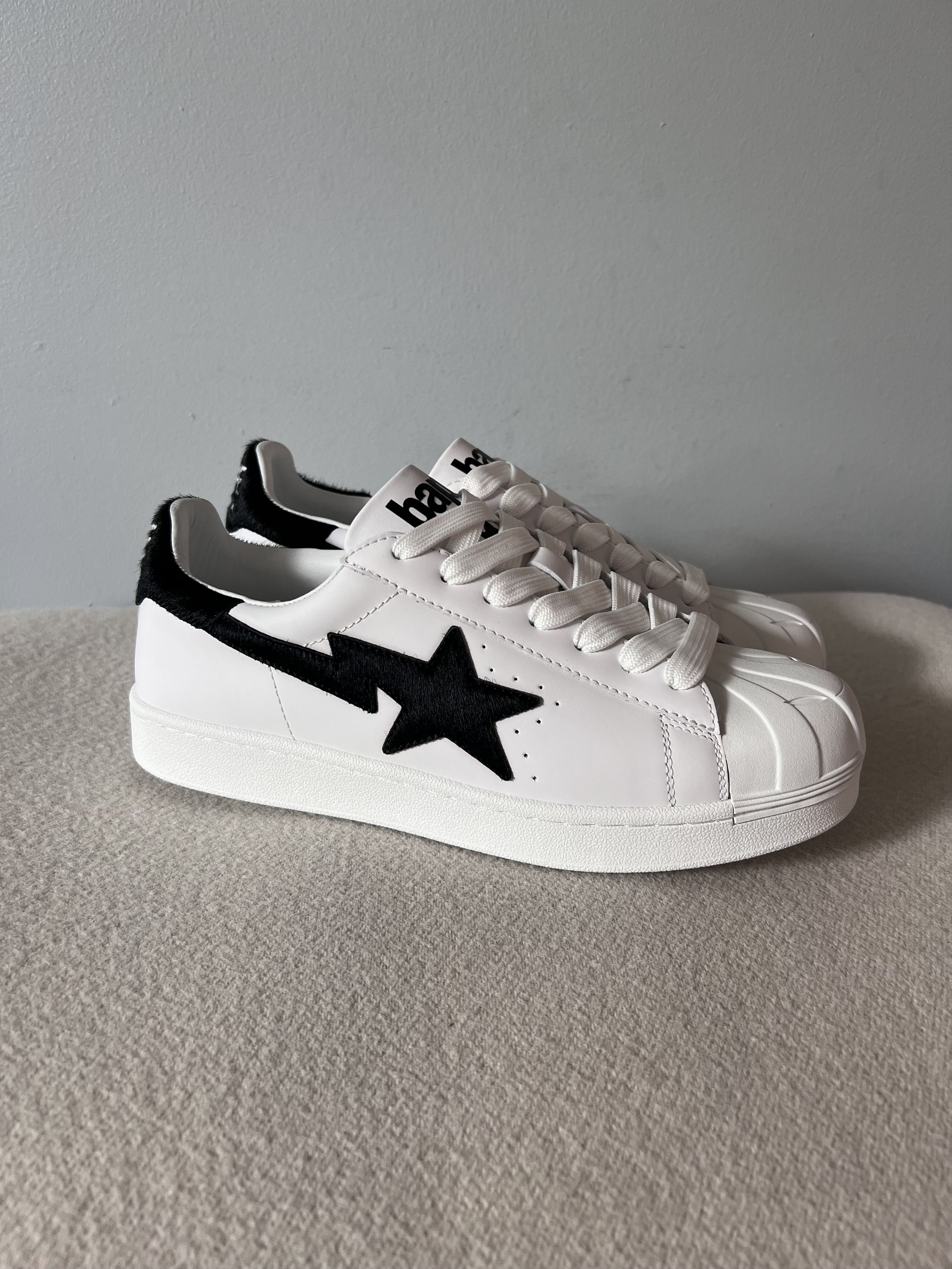 Bape Bape Skull Sta Pony Hair Sneakers in White | Grailed display picture 1