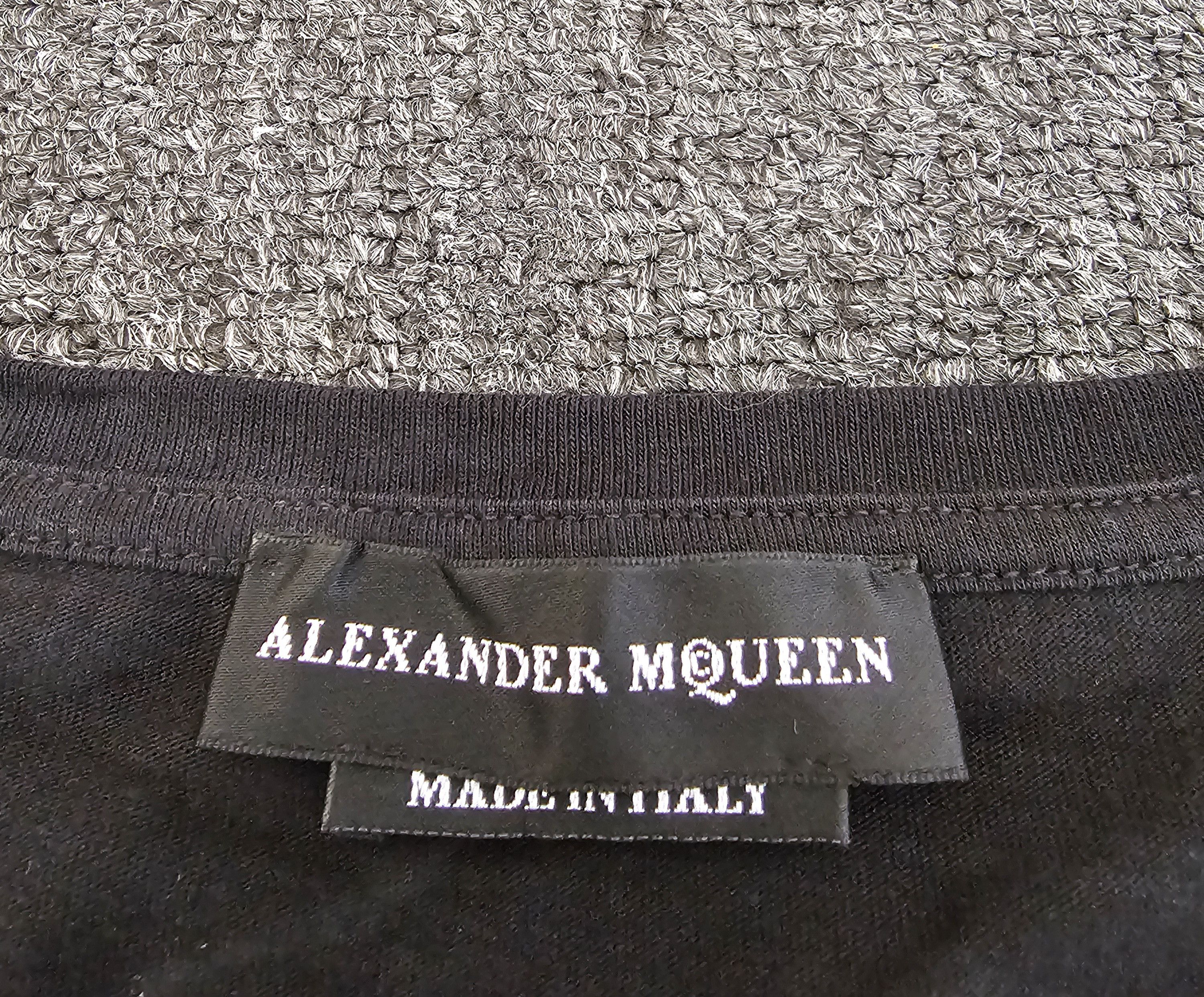 Alexander McQueen Alexander McQueen Men's Skull Rose T-shirts Size XL Size US XL / EU 56 / 4 - 3 Thumbnail