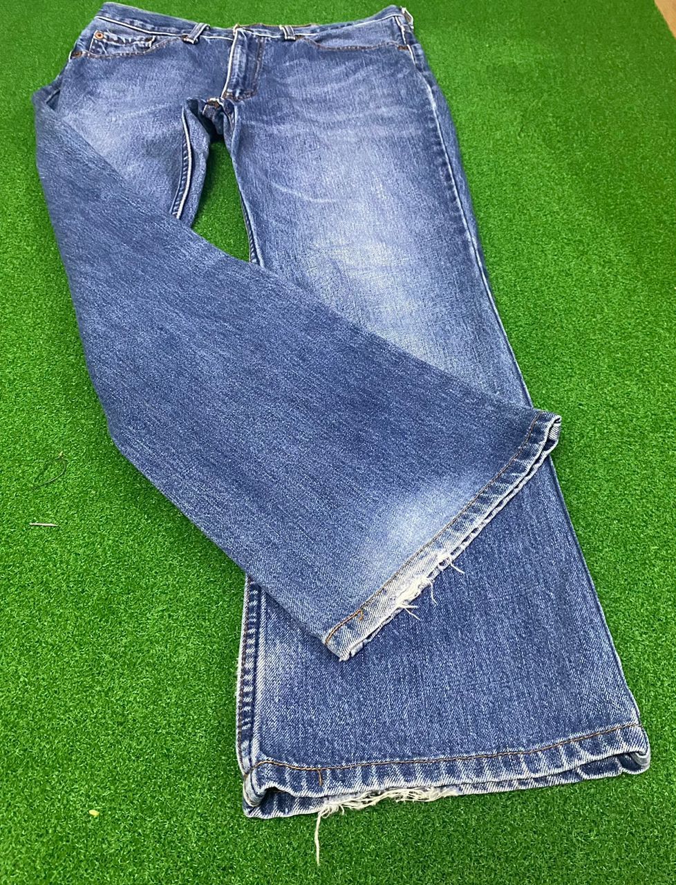 Levi's VINTAGE LEVIS 517 FLARE DENIM JEANS Size US 32 / EU 48 - 7 Thumbnail
