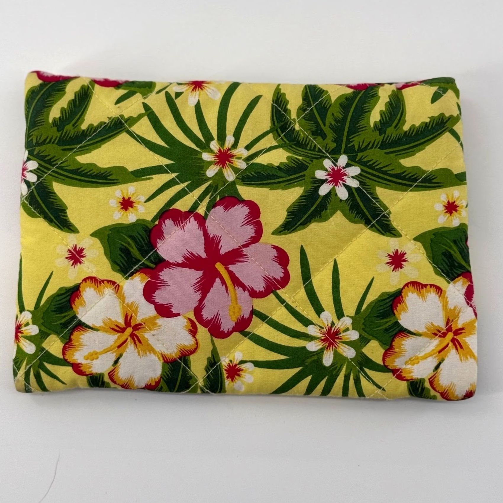 Vintage VINTAGE Americana by Sharif Pouch Yellow Floral Quilted Zipper Wallet Bag Size ONE SIZE - 2 Thumbnail
