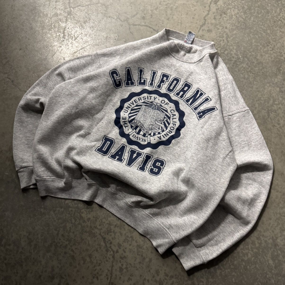 Soffe Vintage 90s Y2K UC Davis California Crewneck Sweatshirt XL Size US XL / EU 56 / 4 - 2 Thumbnail