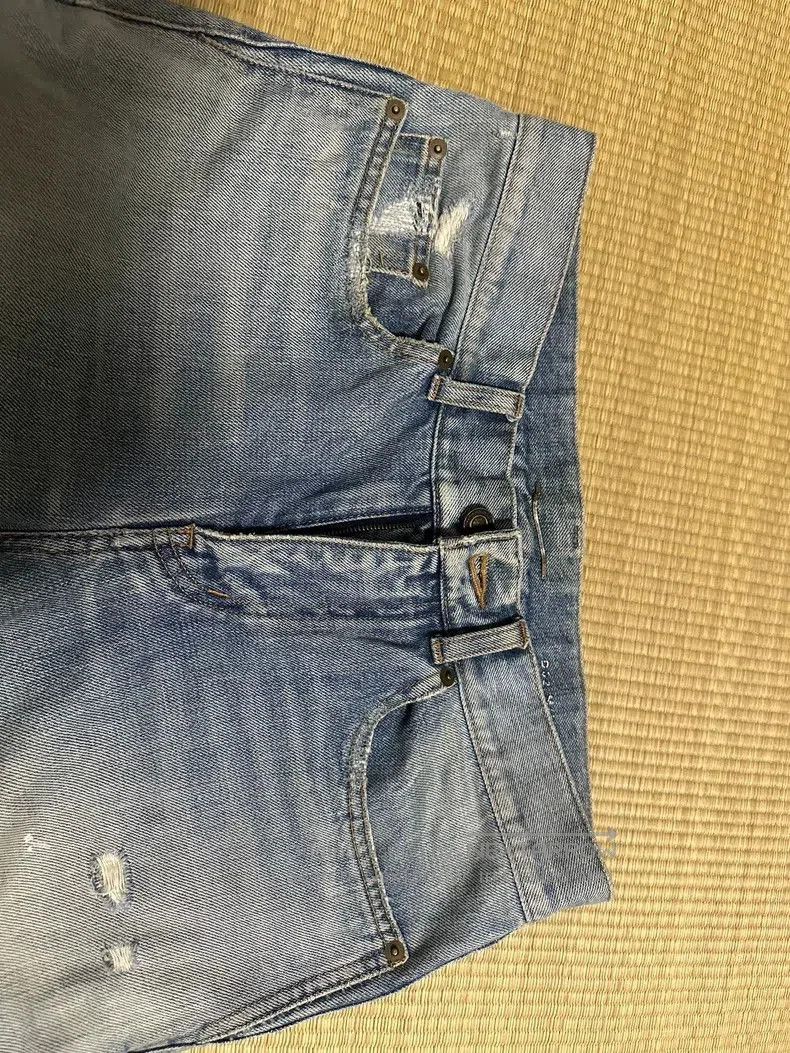 Saint Laurent Paris Saint Laurent Distressed Denim Jeans. Size US 29 - 3 Thumbnail