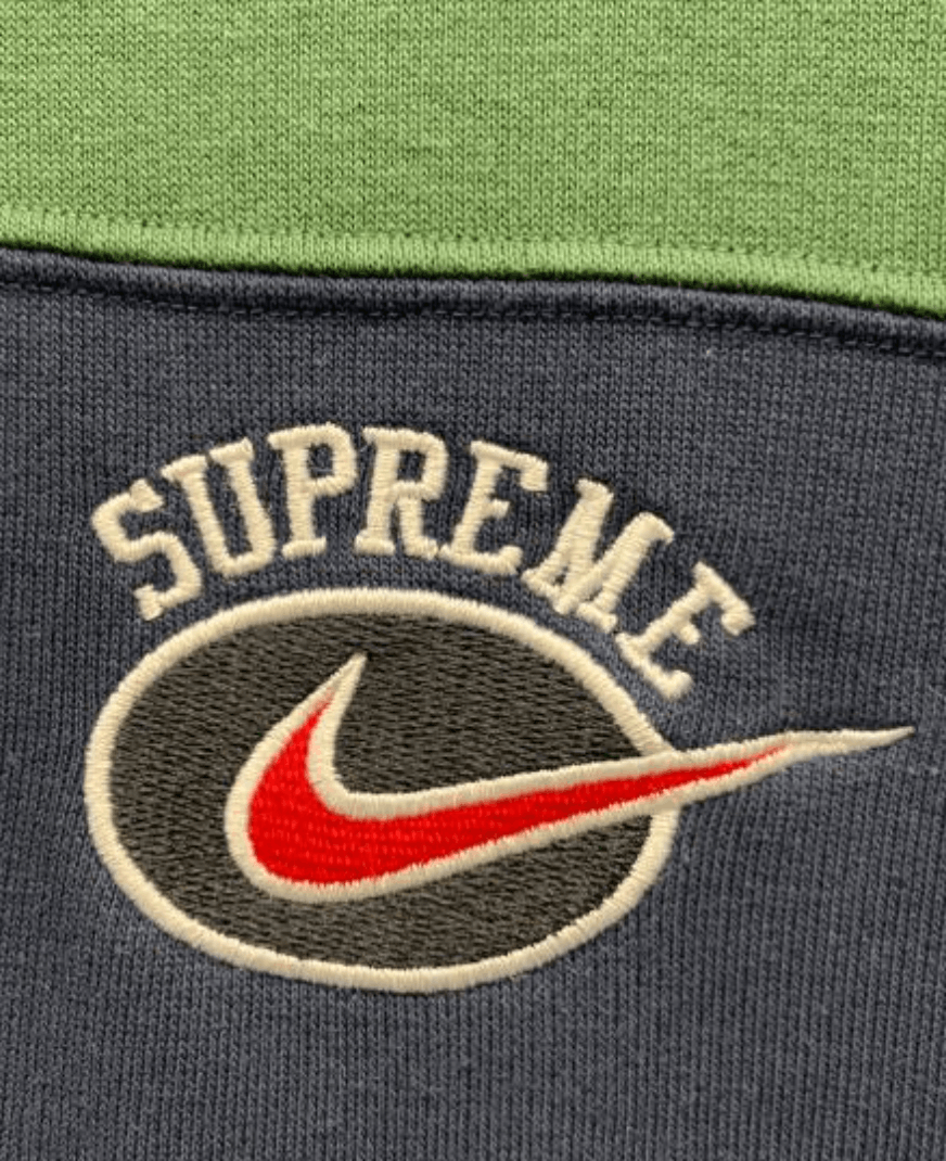 Supreme Supreme NIKE pullover Hoodie Green Logo M Size US M / EU 48-50 / 2 - 3 Thumbnail