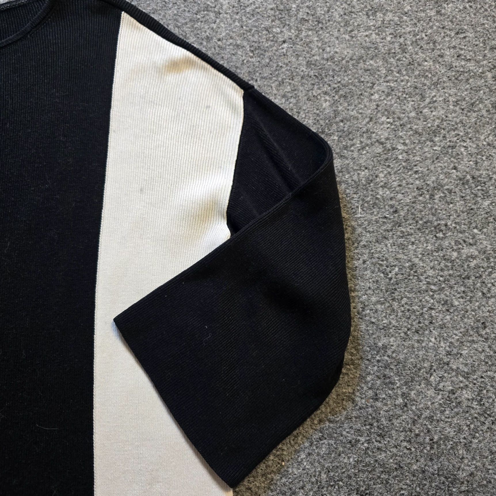 Eileen Fisher Eileen Fisher Sweater Womens Size Small Black Colorblock Knit Boxy Casual Career Ladies Pullover Long Sleeve V-Neck Size S / US 4 / IT 40 - 4 Thumbnail