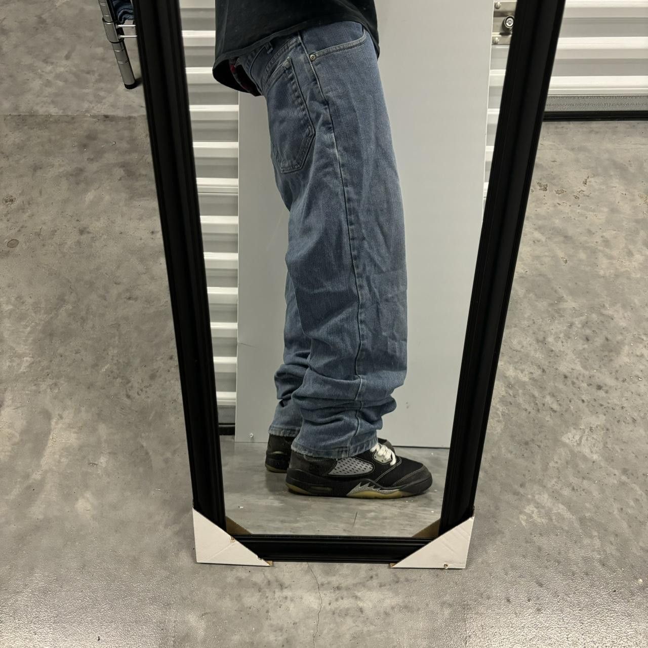 Levi's × Vintage Crazy Vintage Y2K/2000s Grunge Medium Wash Levis Essential Denim Jeans! Size US 34 / EU 50 - 2 Thumbnail