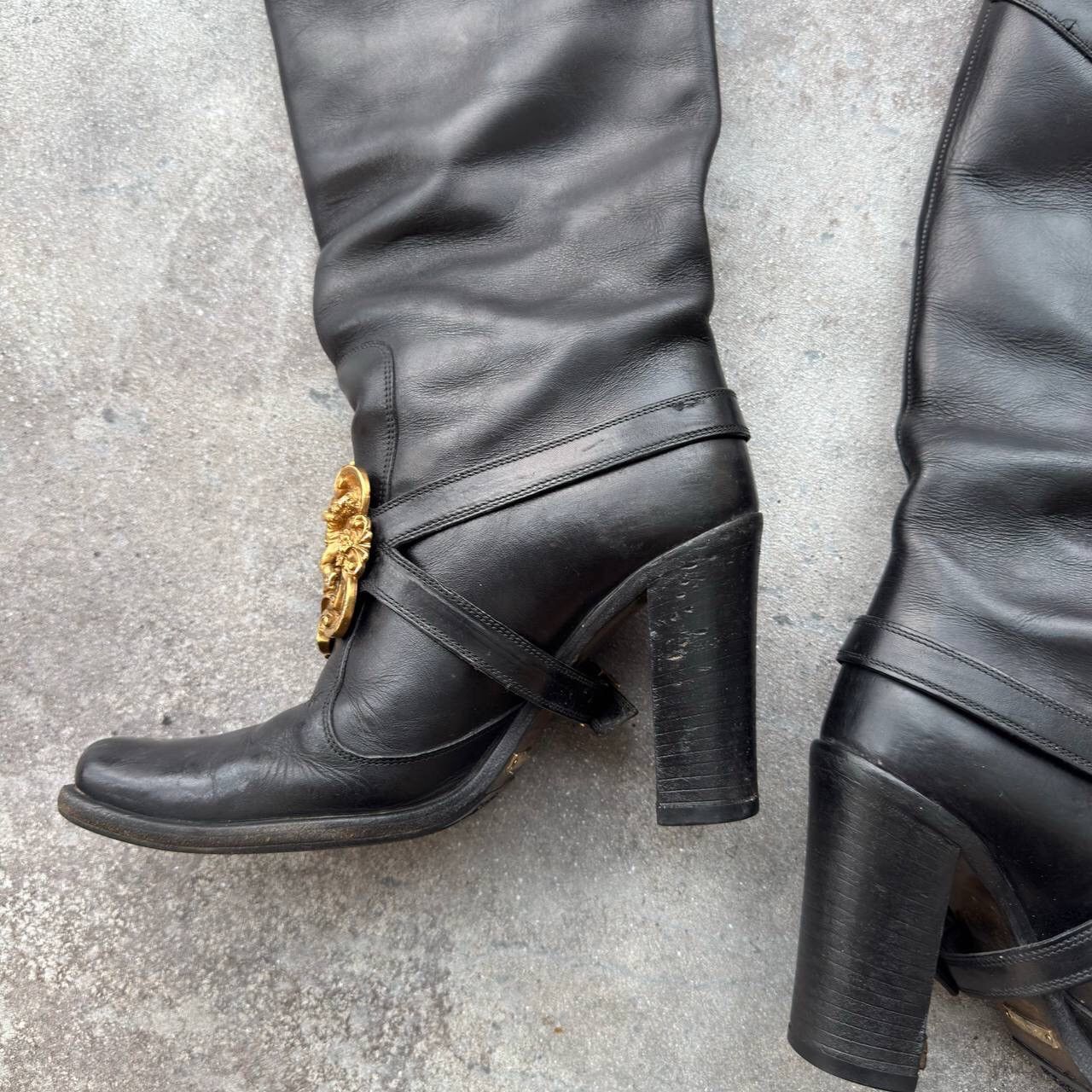 Dolce & Gabbana Dolce & Gabbana Black Leather Knee Boots Size US 6 / IT 36 - 17 Thumbnail