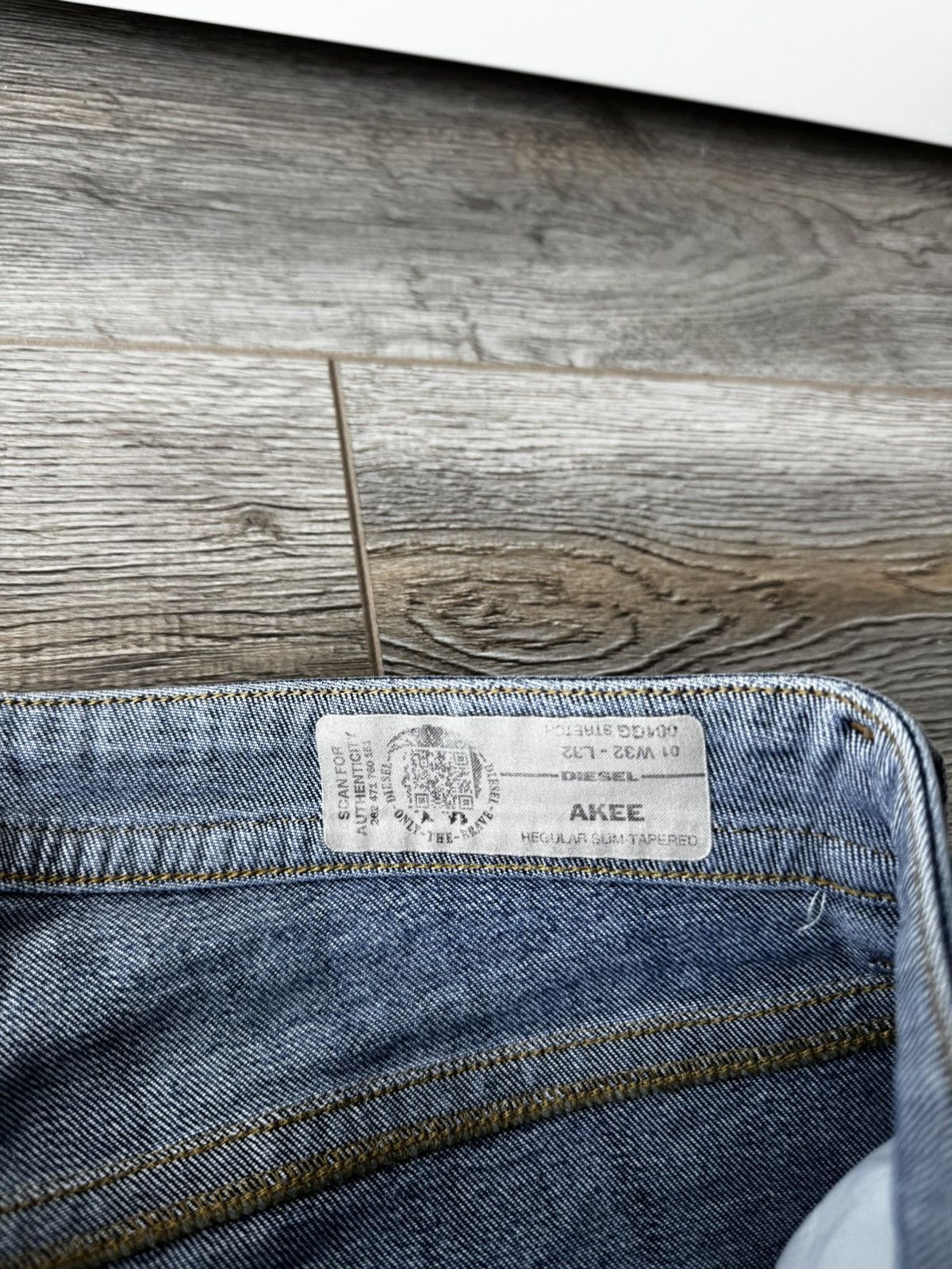 Diesel Diesel Akee Men's Blue Faded Jeans Size US 32 / EU 48 - 14 Thumbnail