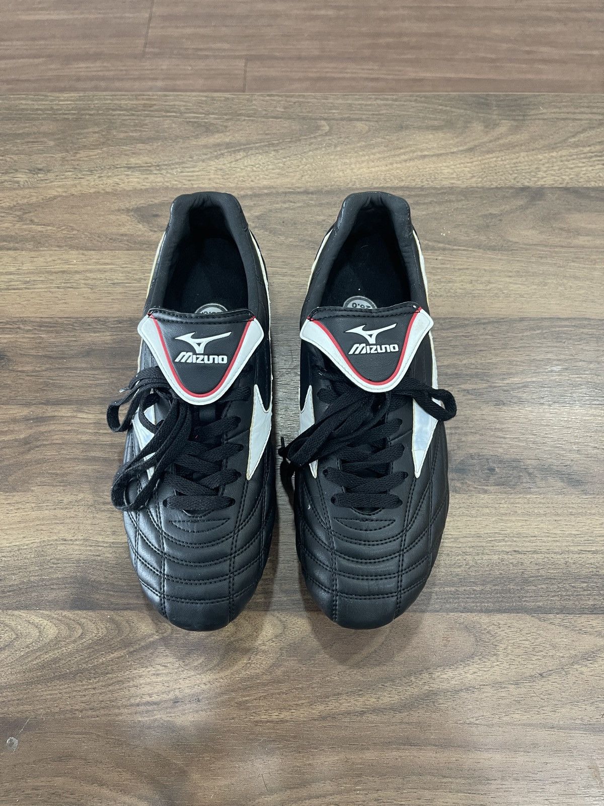 Mizuno Mizuno Quasar cup 5 Size US 8 / EU 41 - 3 Thumbnail