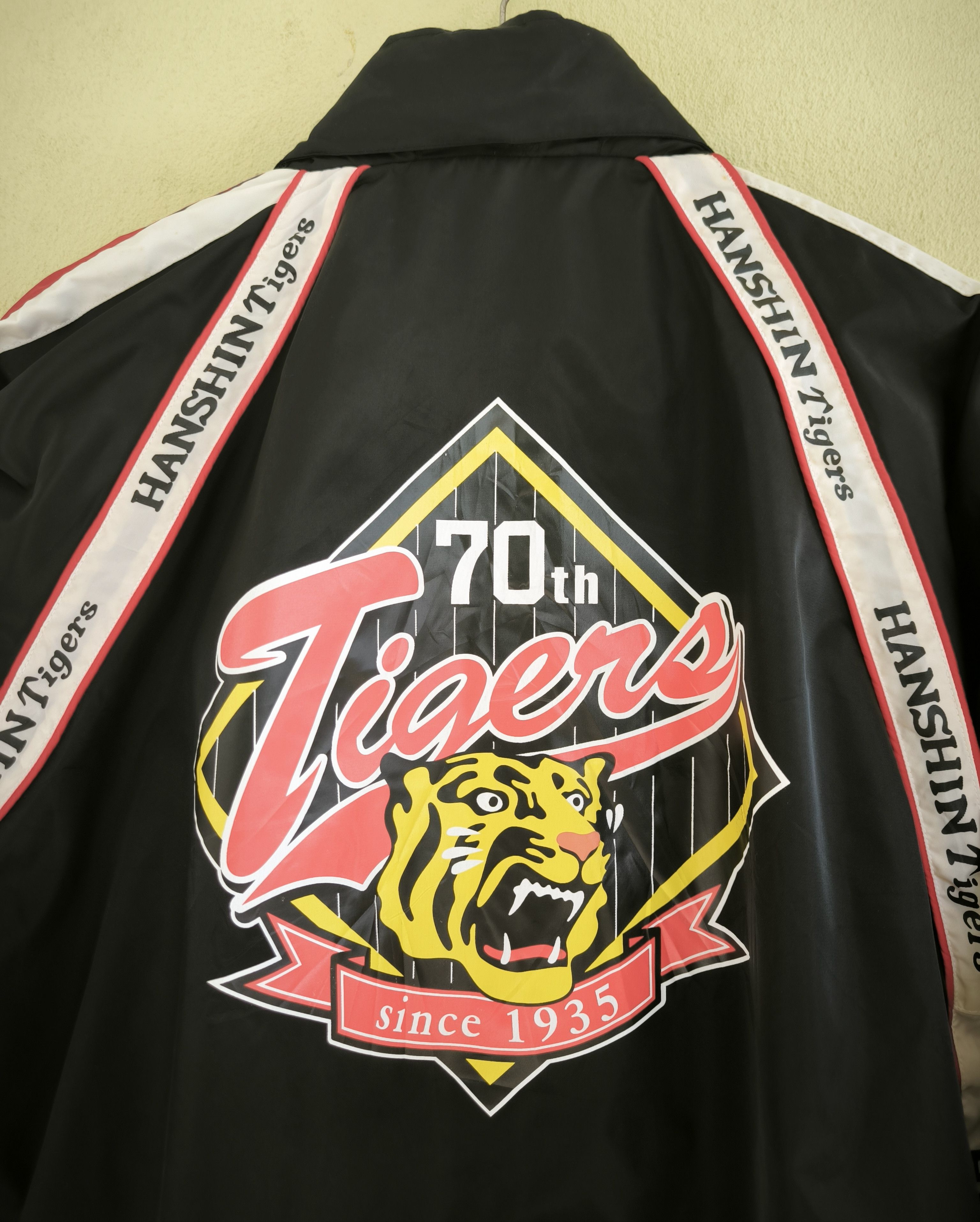 Japanese Brand HANSHIN TIGERS hoodie rain overcoat Size US L / EU 52-54 / 3 - 9 Thumbnail