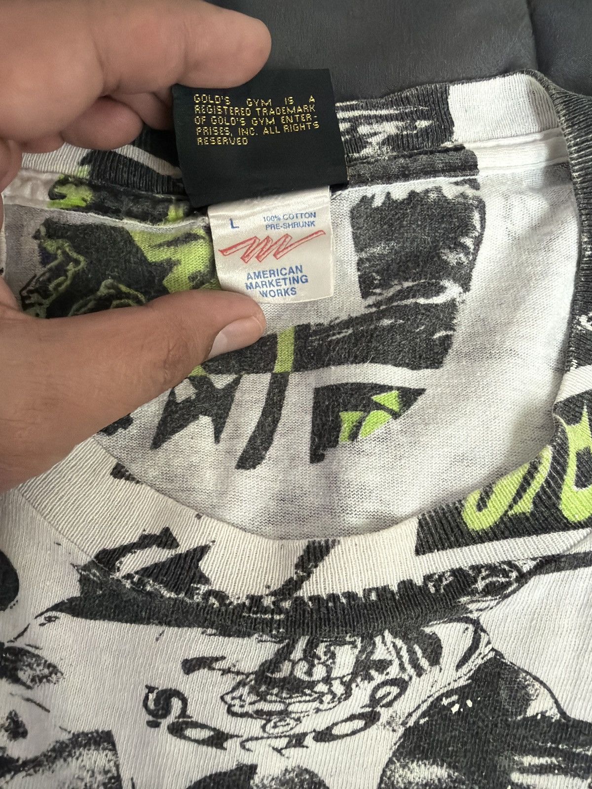 Other Vintage Gold’s Gym Single stitch rare 90’s all over print L Size US L / EU 52-54 / 3 - 4 Thumbnail