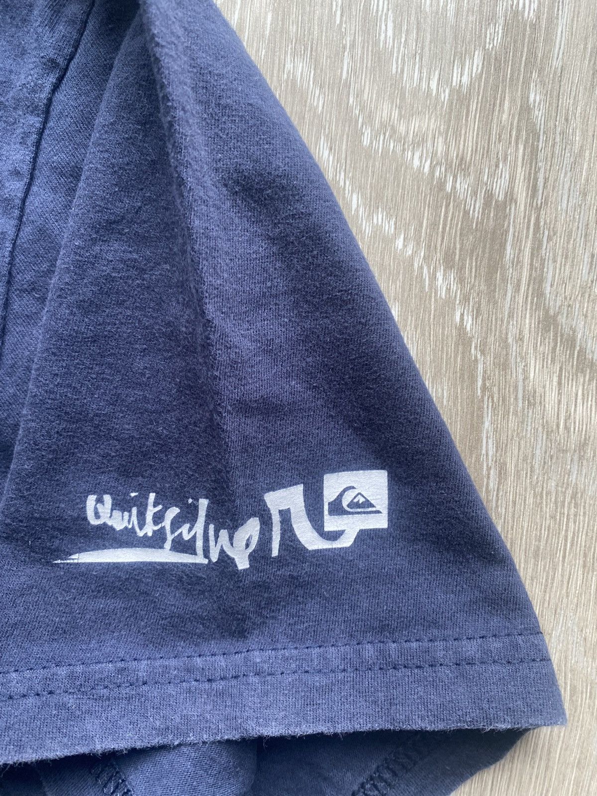 Quicksilver Gintage 90’s quicksilver surf shirt. Size US L / EU 52-54 / 3 - 3 Thumbnail