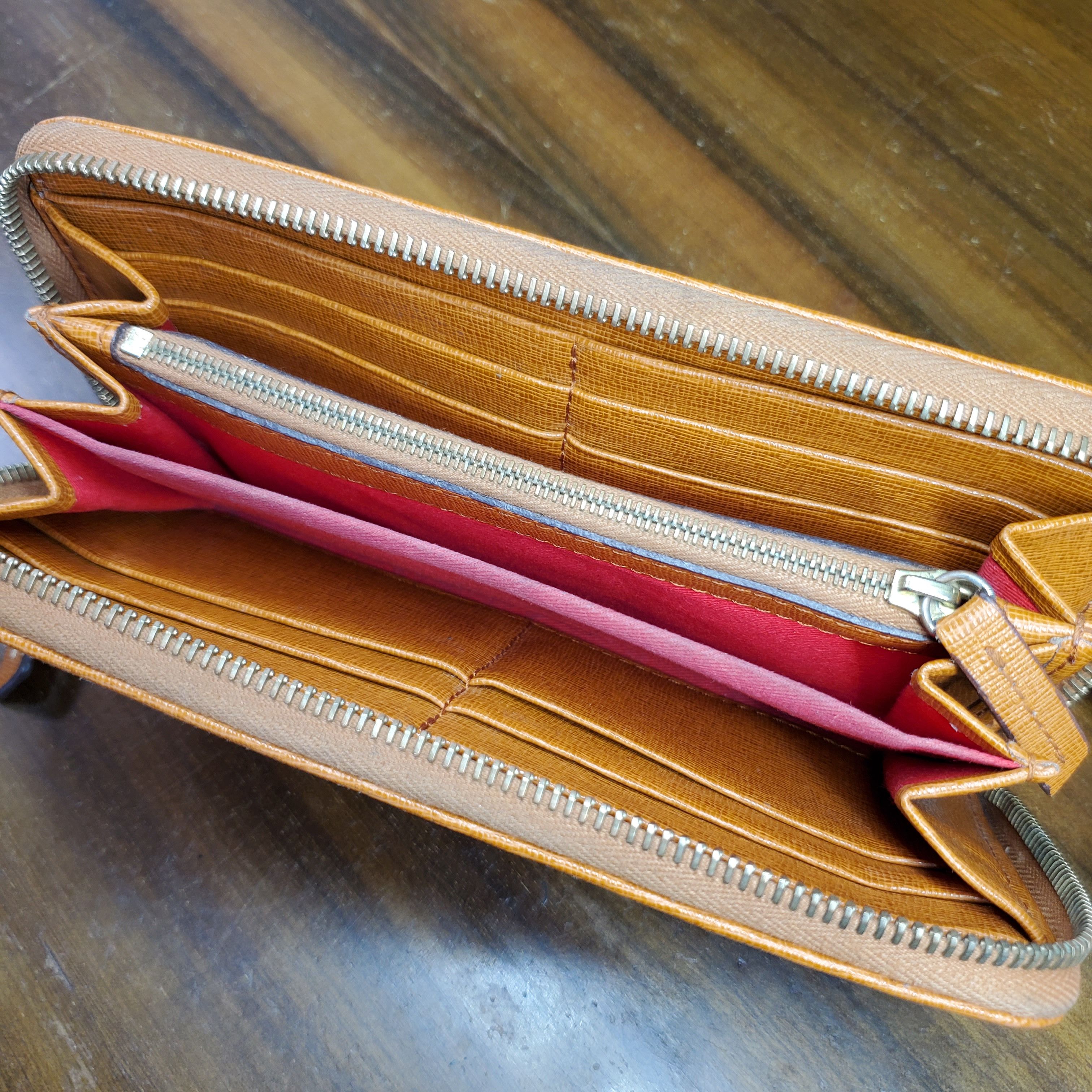 Dooney & Bourke Dooney & Bourke 8x4" Continental Wallet Brown Tan Zip Around Size ONE SIZE - 5 Thumbnail